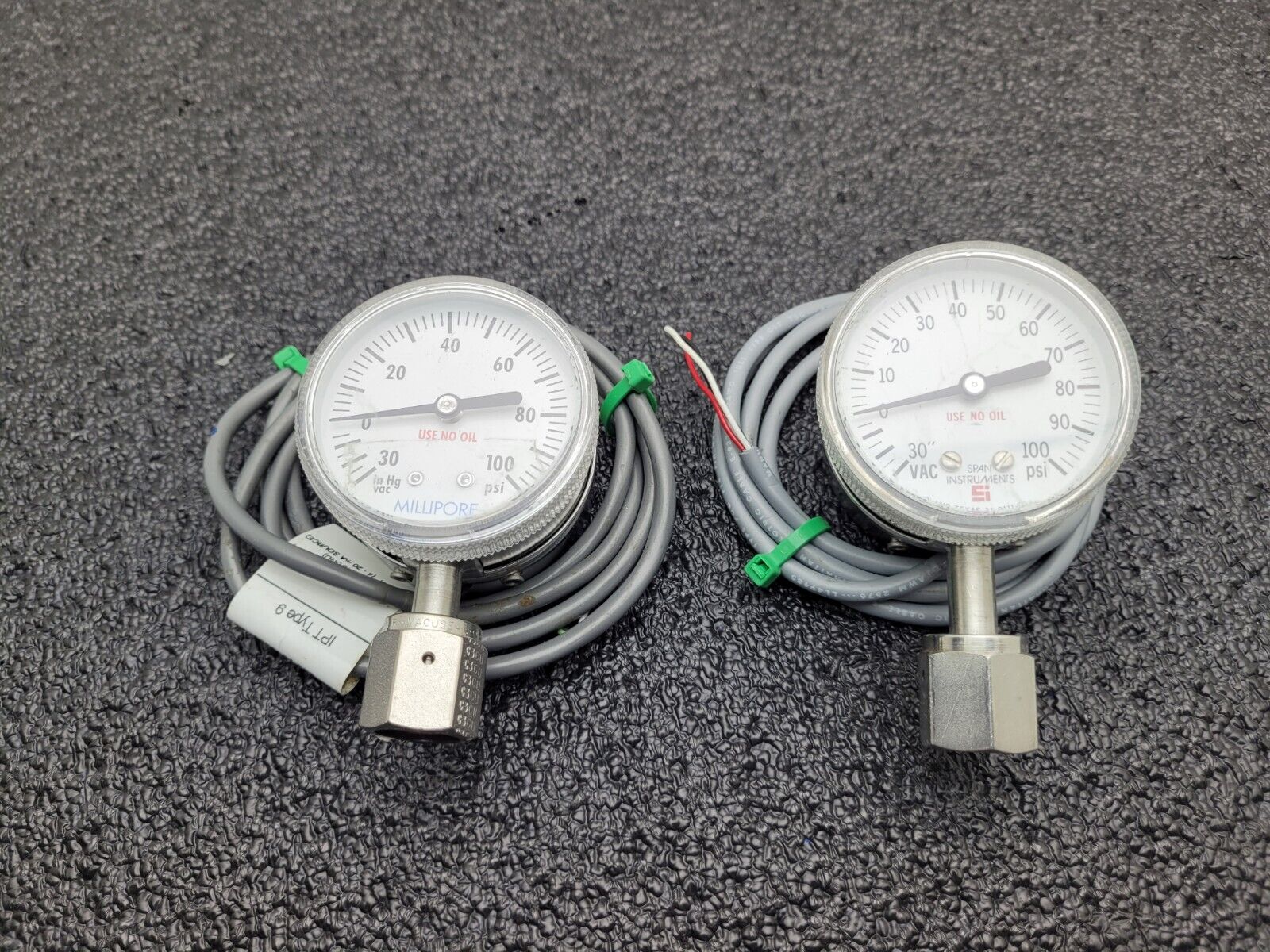 Lot of 2x Millipore & Span Pressure Gauge Type 9 IPT 122 11.5-28VDC 20mA