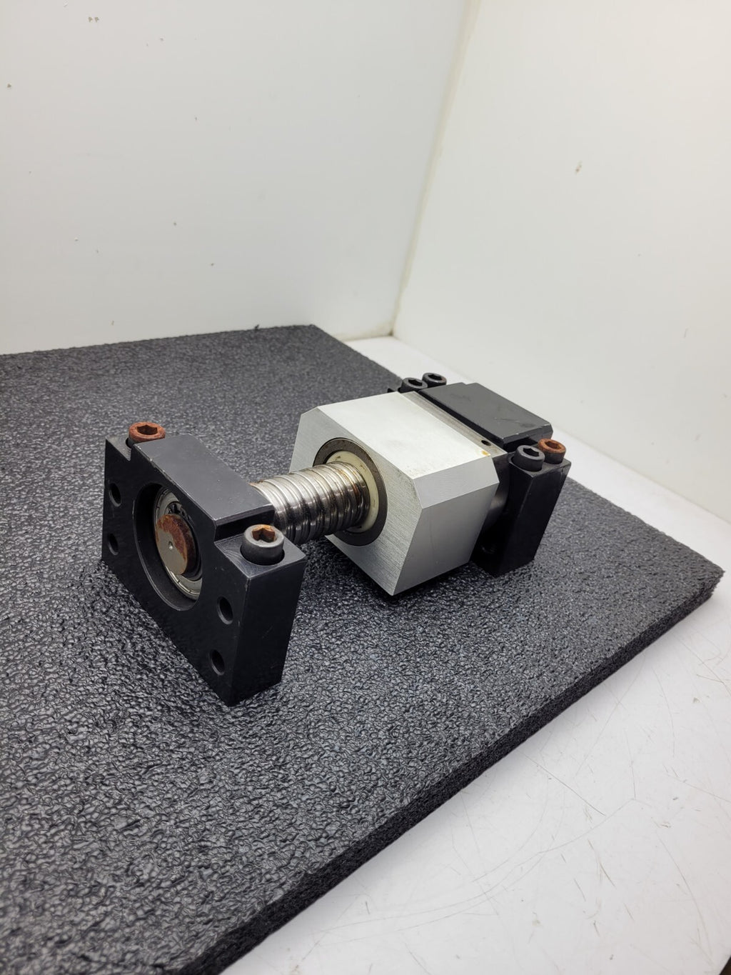 Ball Screw 3.5" travel 0.37" Pitch 1" input shaft 1.5" major Diameter Heavy Duty