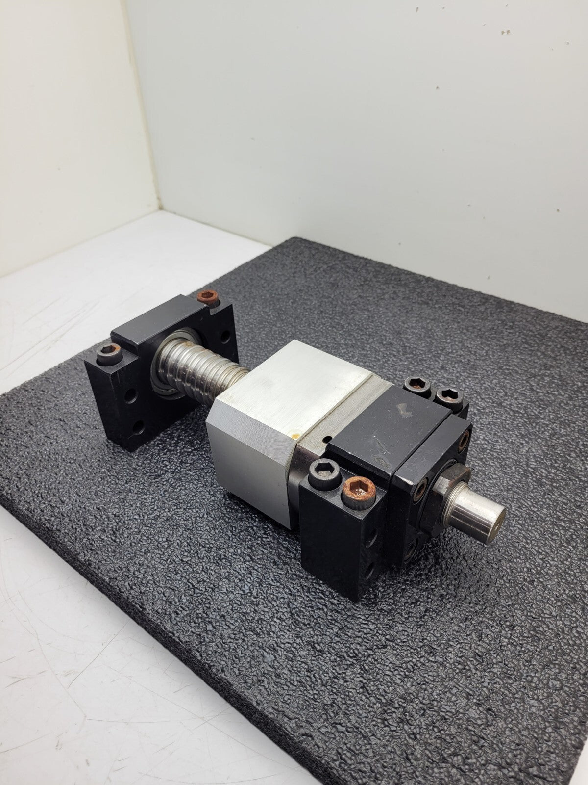 Ball Screw 3.5" travel 0.37" Pitch 1" input shaft 1.5" major Diameter Heavy Duty