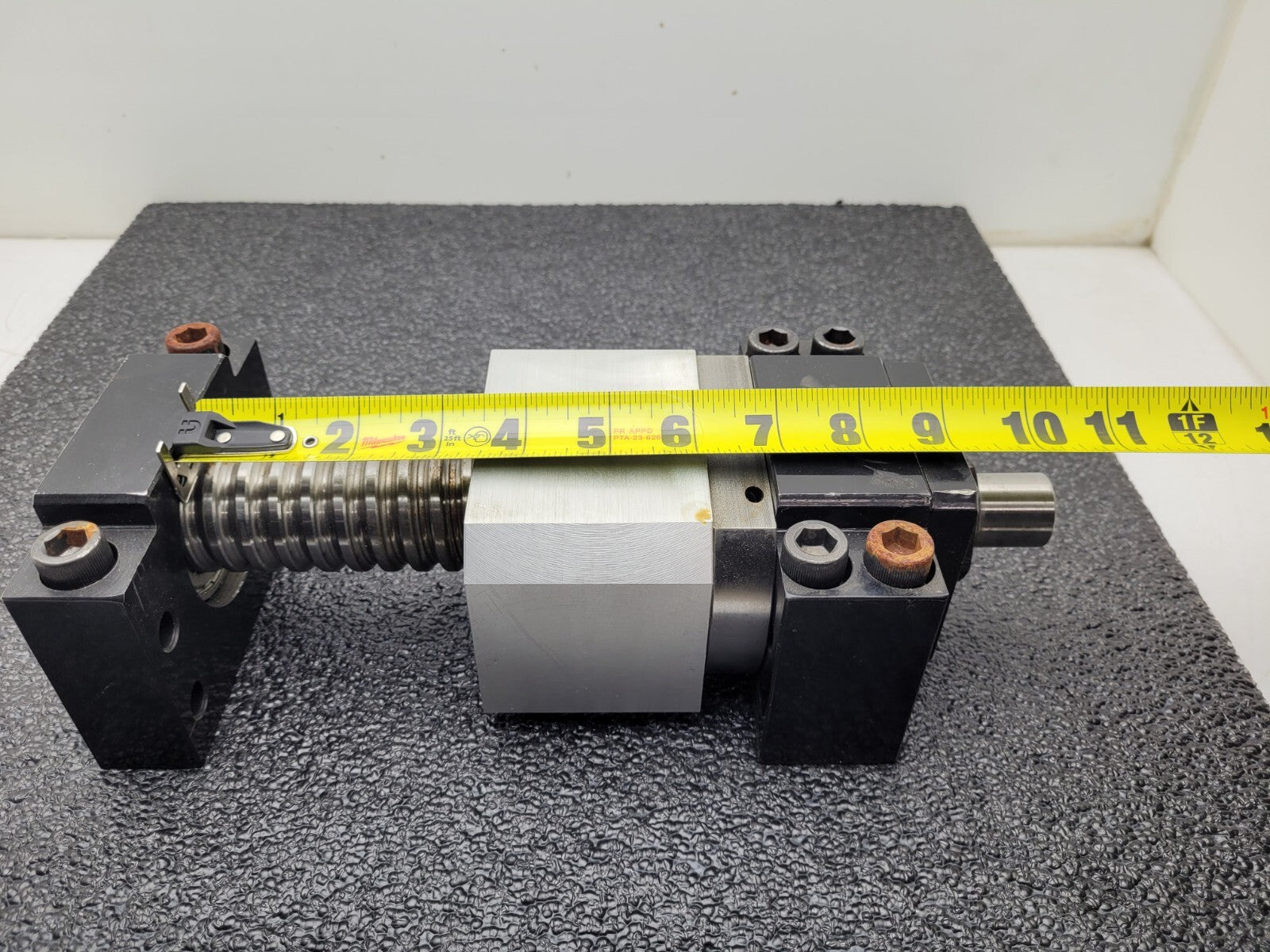 Ball Screw 3.5" travel 0.37" Pitch 1" input shaft 1.5" major Diameter Heavy Duty