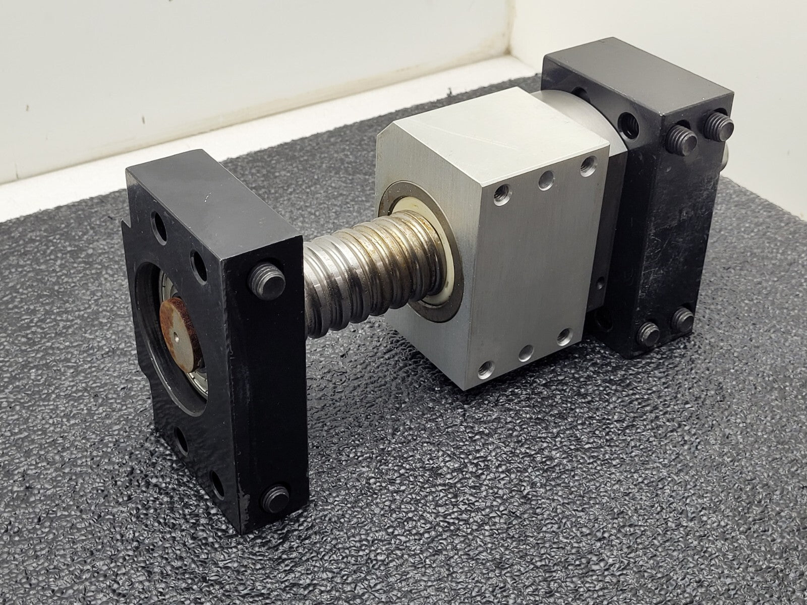 Ball Screw 3.5" travel 0.37" Pitch 1" input shaft 1.5" major Diameter Heavy Duty