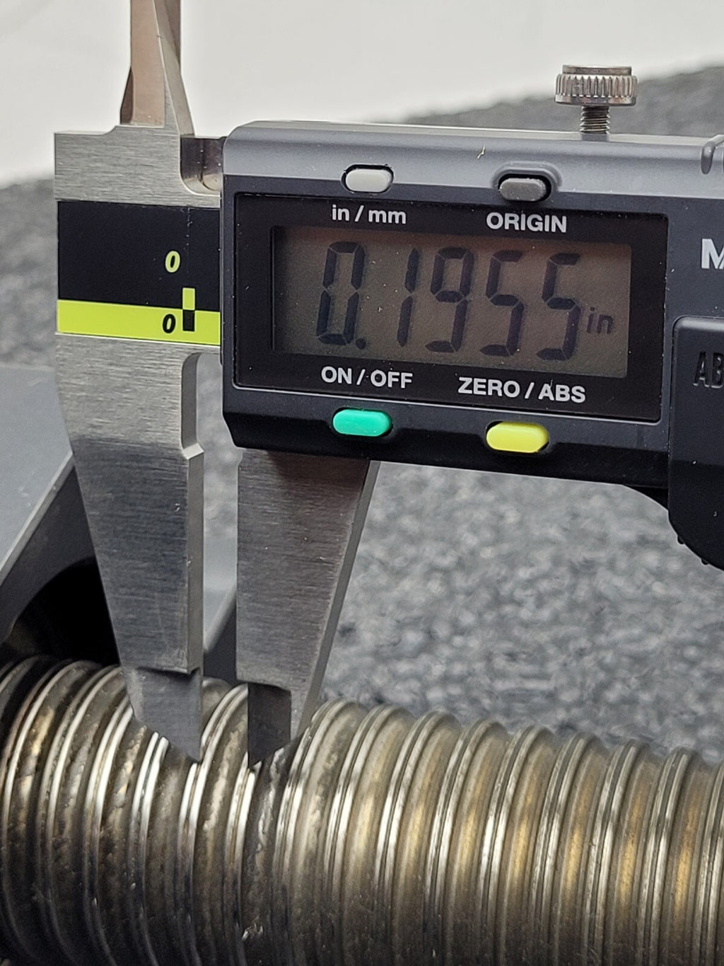 Ball Screw 4" travel 0.2" Pitch 0.7" input shaft 1.17" major Diameter Heavy Duty