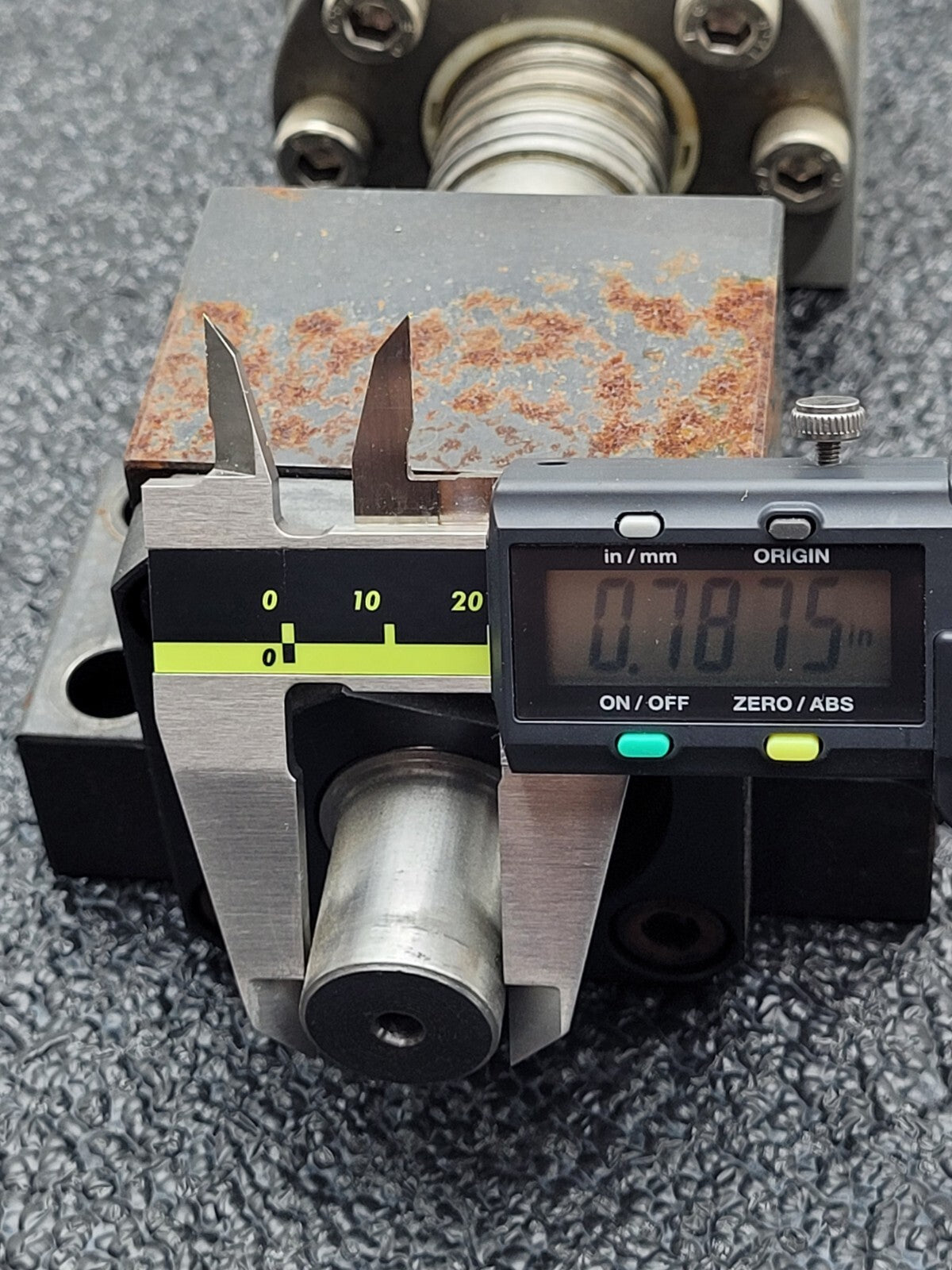 Ball Screw 4" travel 0.2" Pitch 0.7" input shaft 1.17" major Diameter Heavy Duty