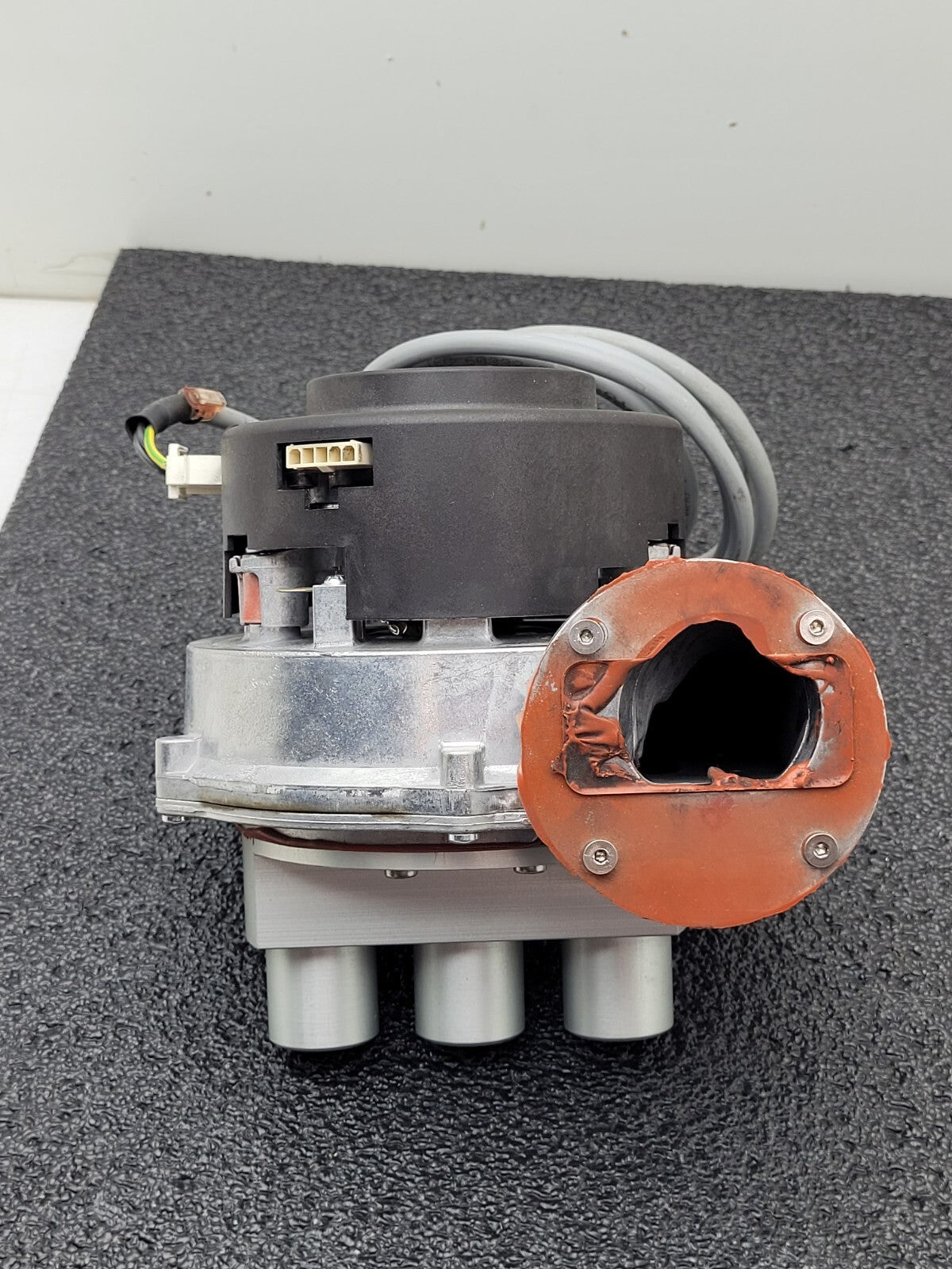 EBMPAPST RG128/1300-3612-020304-112 120VAC 90W Centrifugal Blower Fan 3x Outlet