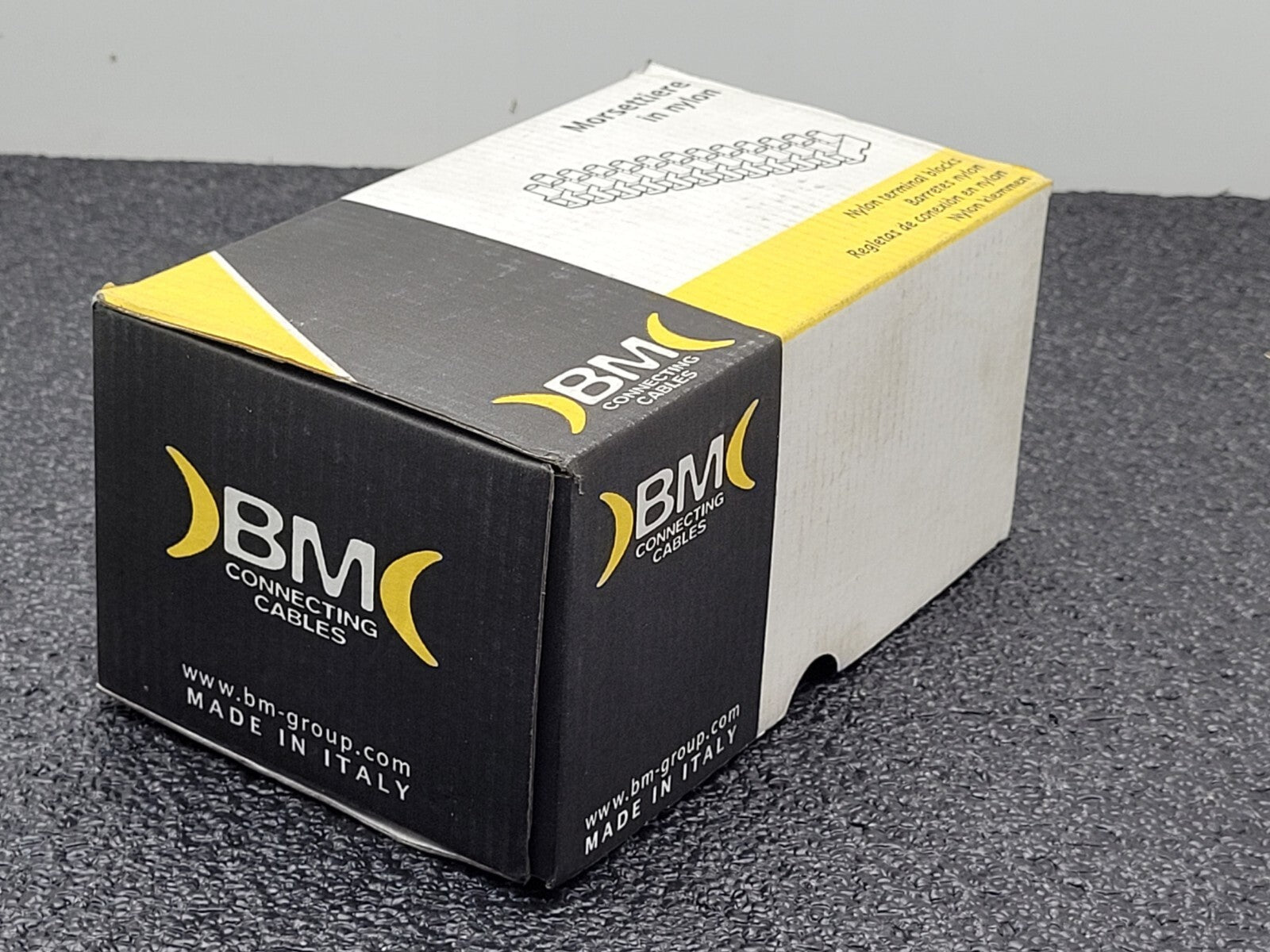 Box of 50 New BM GROUP M092 Nylon Terminal Block 12 Position 16-20AWG 600V