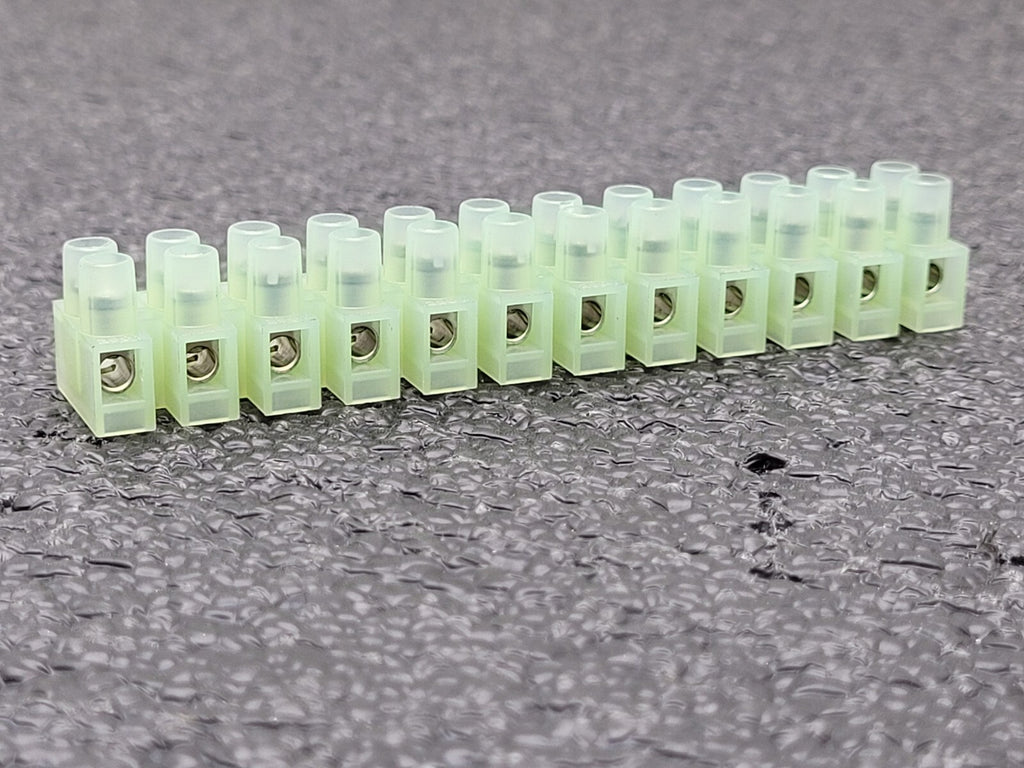 Box of 50 New BM GROUP M092 Nylon Terminal Block 12 Position 16-20AWG 600V