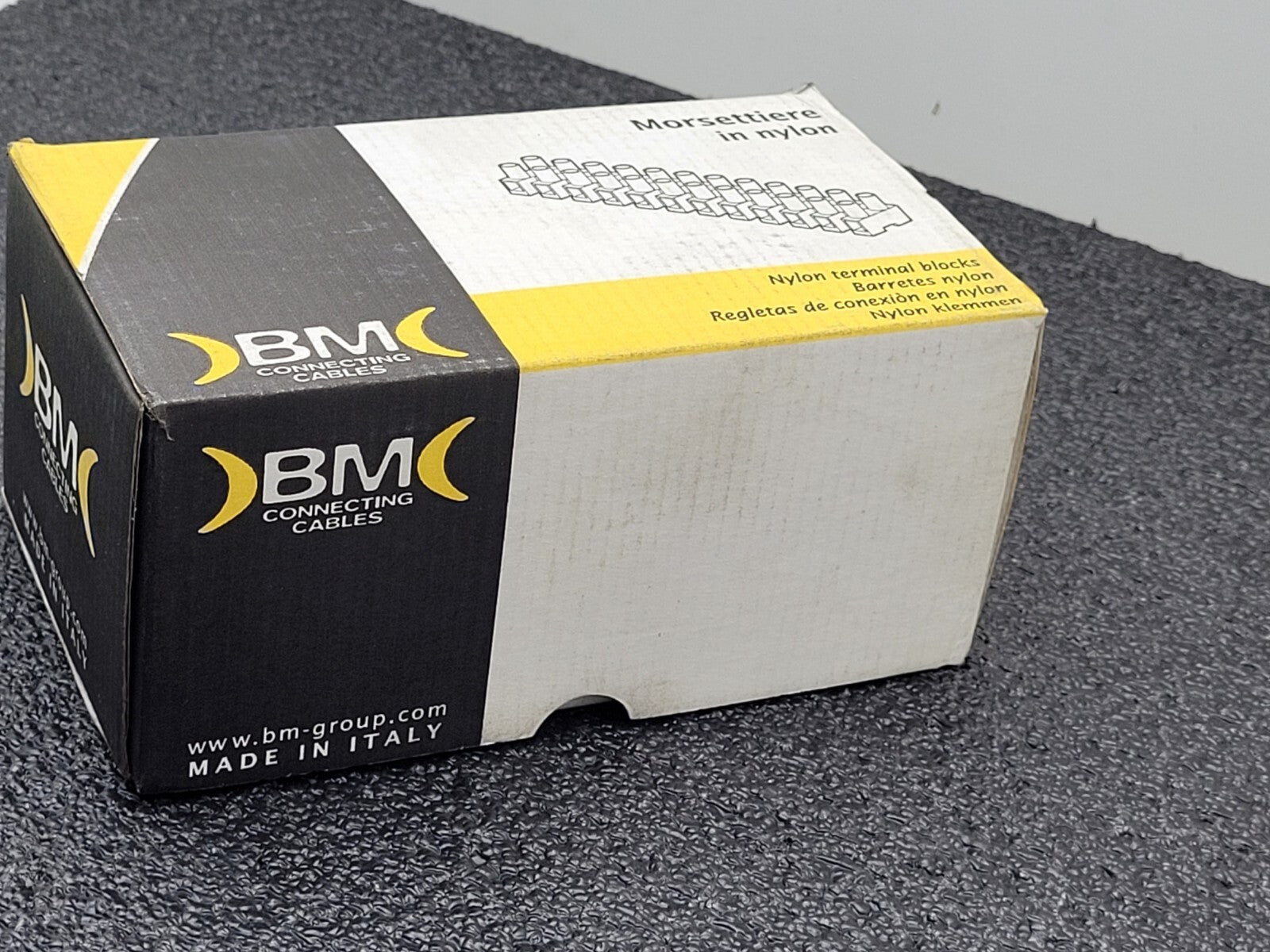 Box of 50 New BM GROUP M092 Nylon Terminal Block 12 Position 16-20AWG 600V