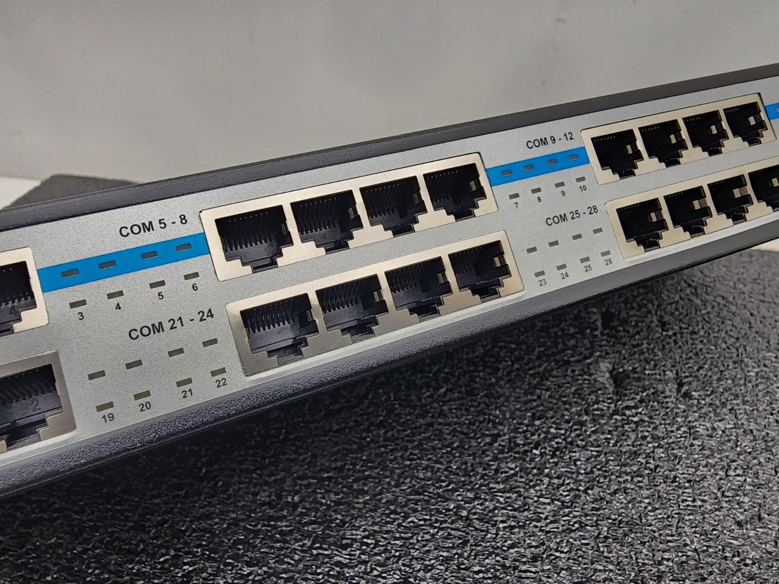 Coolgear USB to 32 Port COM RS-232 Serial Adapter FTDI Chipset USB-32COM-RM Ears