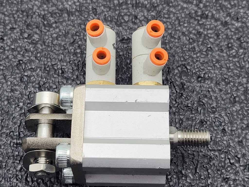 Lot of 15 SMC CQ2D20-15DM-W / CQ2D2015DMW Push Pull Pnuematic Compact Cylinder