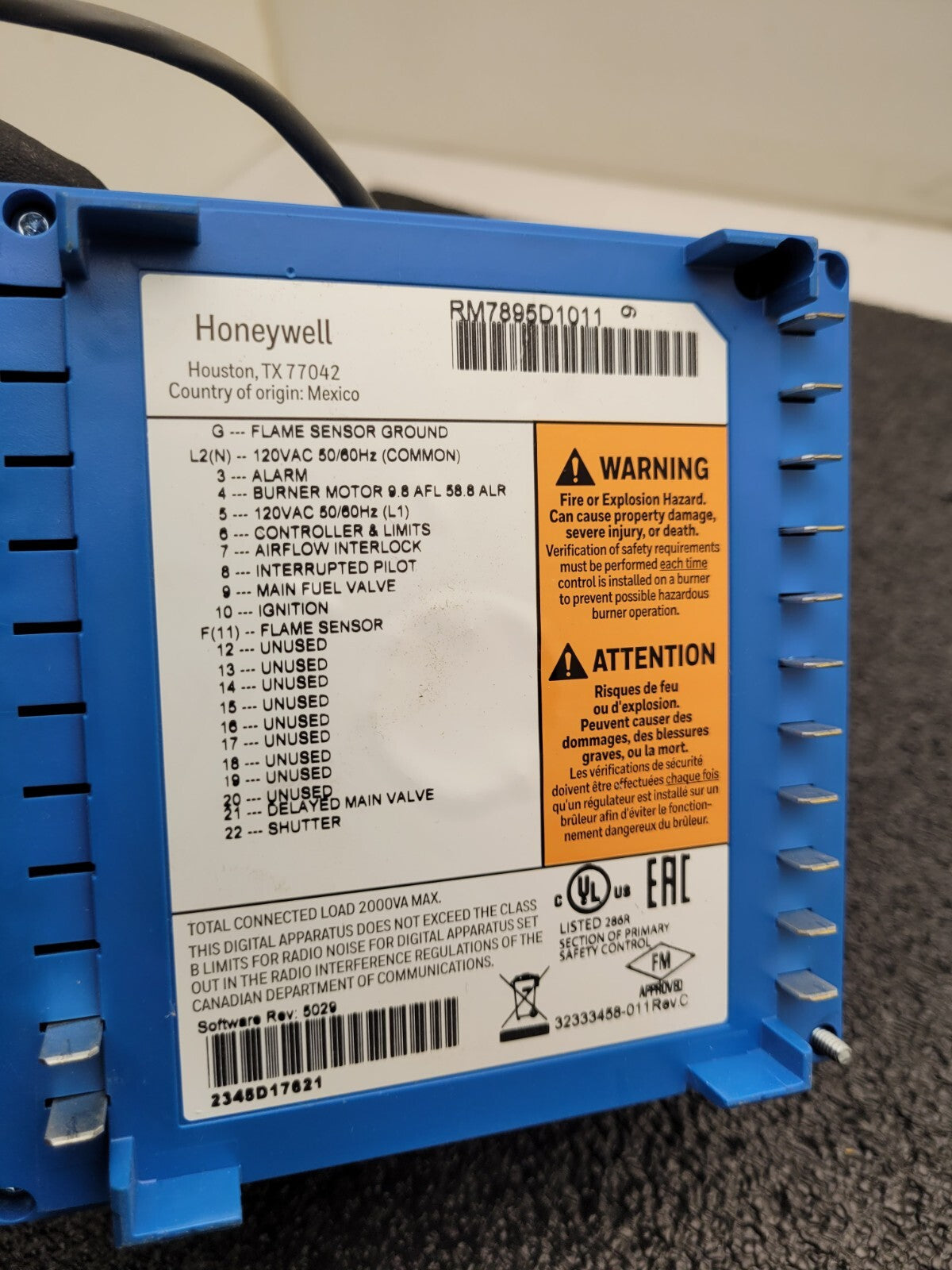 HONEYWELL RM7895D1011 Primary Control 120VAC 50/60HZ