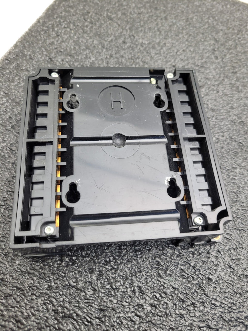 HONEYWELL RM7895D1011 Primary Control 120VAC 50/60HZ