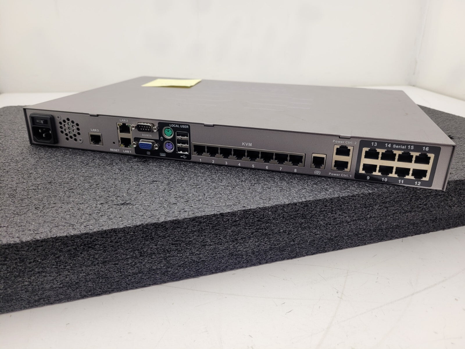 Raritan DKSX2-188 8 Port KVM Over IP Switch Dominion KSX II 8 serial port 8 KVM
