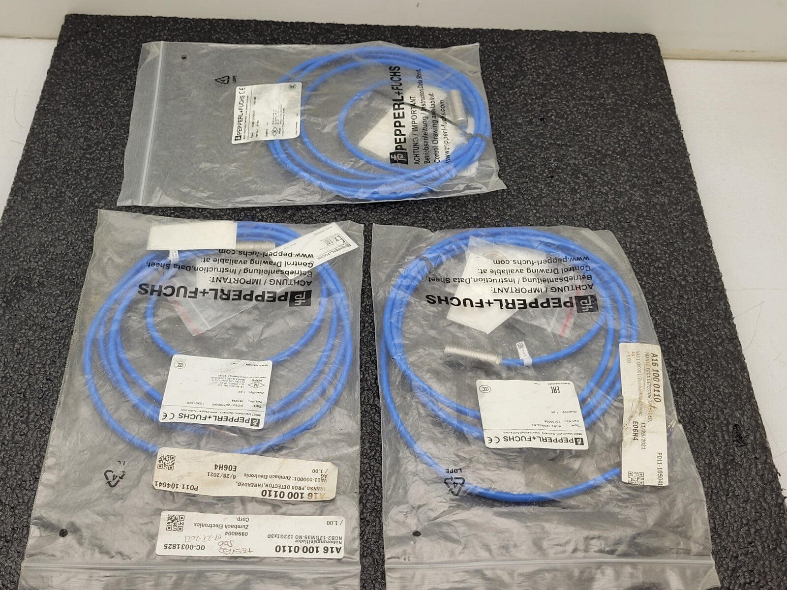 Lot of 3 PEPPERL + FUCHS NCB2-12GM35-NO Inductive Proximity Switch STOCK L210