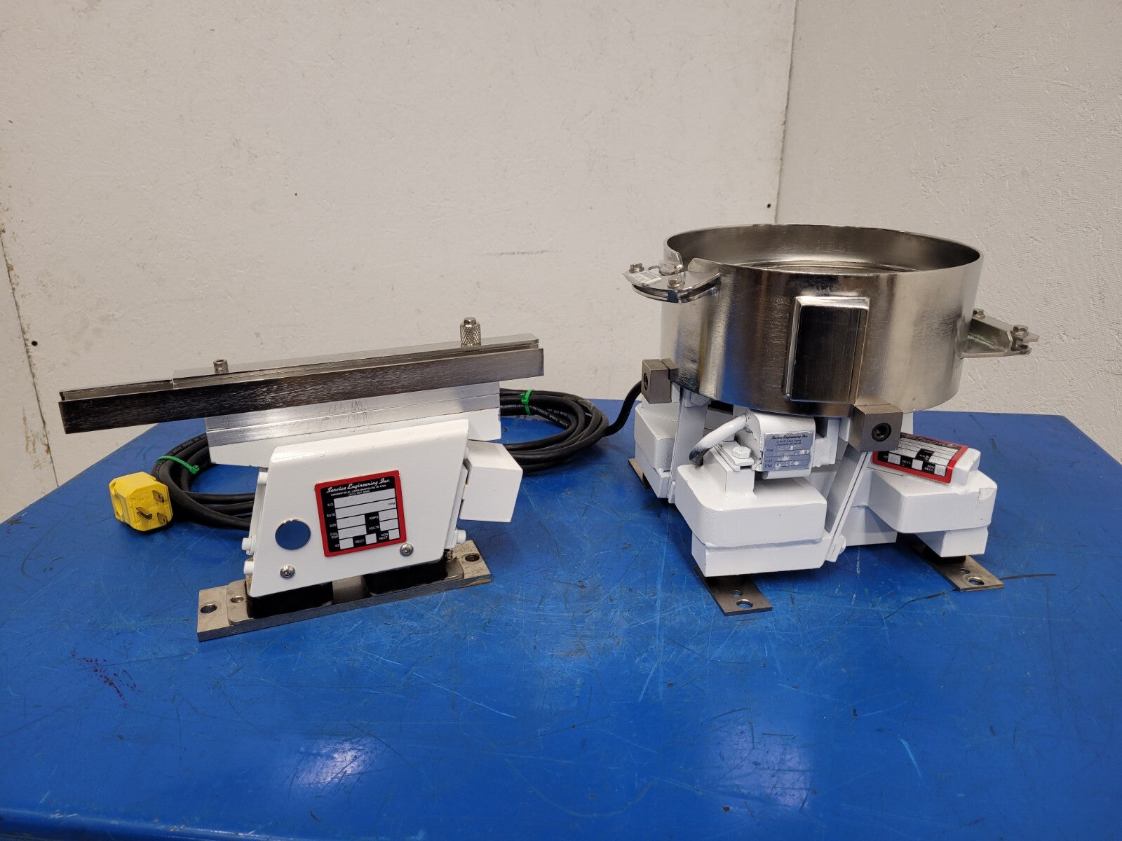 Service Engineering Inc 8" Vibratory Feeder Bowl and 11" Linear Feeder 24935-1