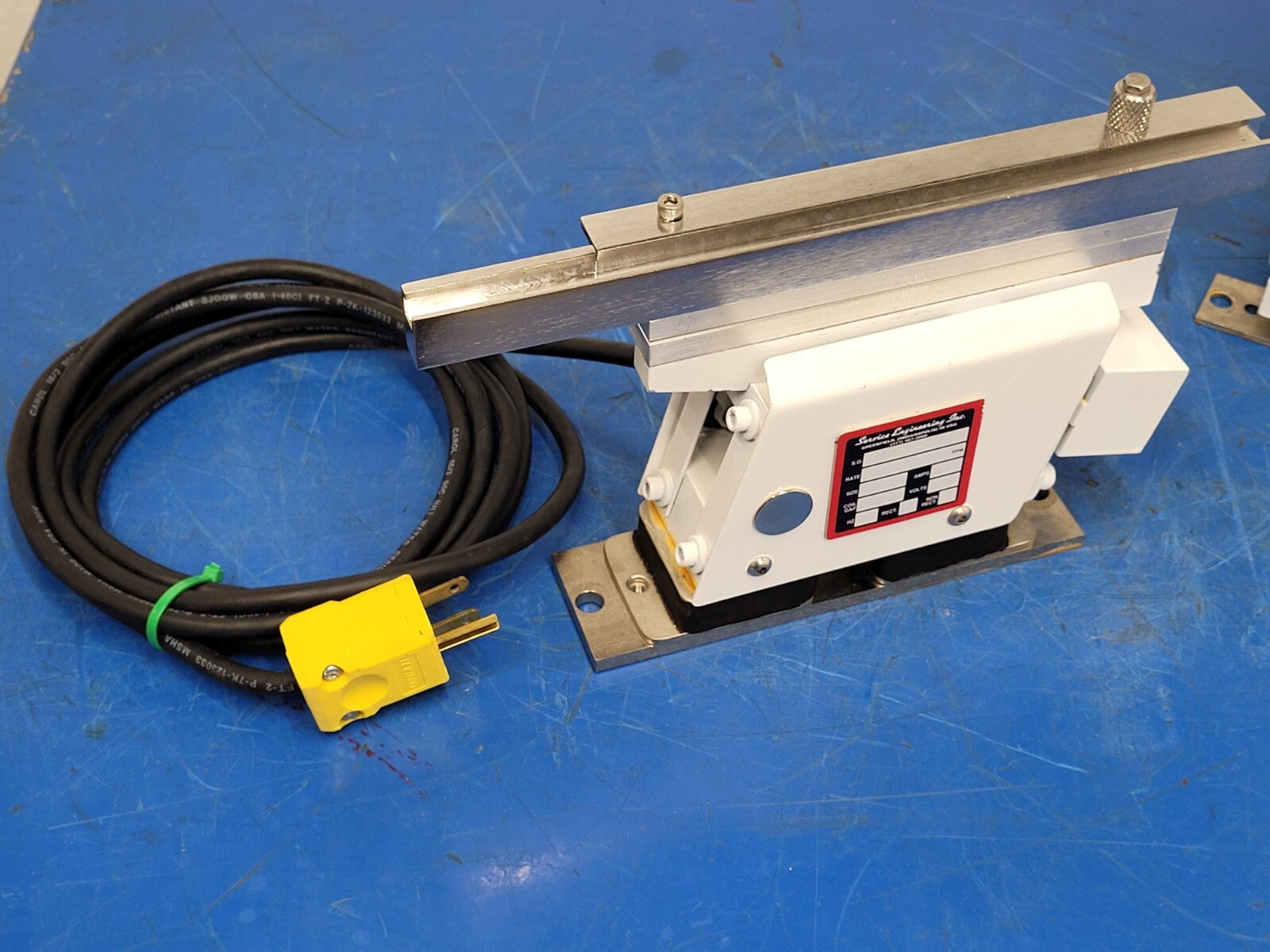 Service Engineering Inc 8" Vibratory Feeder Bowl and 11" Linear Feeder 24935-1