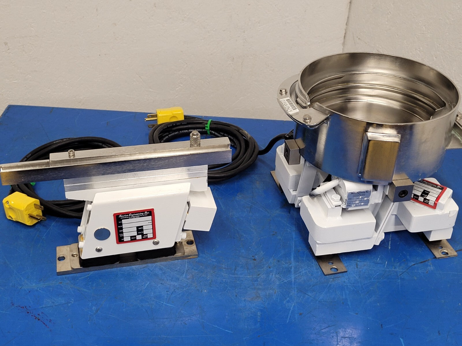 Service Engineering Inc 8" Vibratory Feeder Bowl and 11" Linear Feeder 24935-1