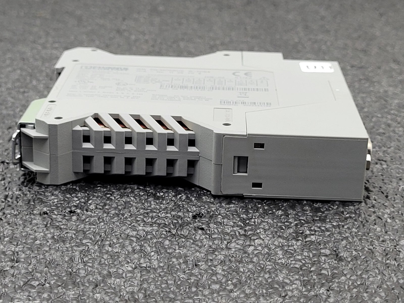 Phoenix Contact GW PN/MODBUS 1E/2DB9 Interface Converter 1105708