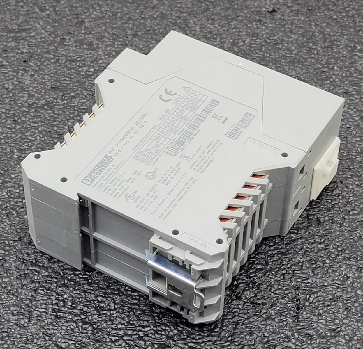 Phoenix Contact GW PN/MODBUS 2E/2DB9 Interface Converter 1105709
