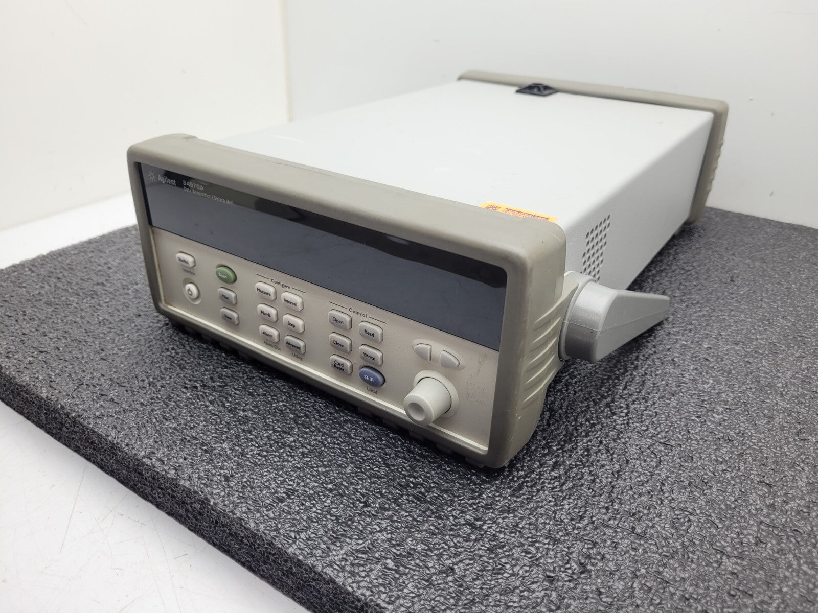 AGILENT 34970A Data Acquisition / Data Logger Switch Unit Passes Self Test