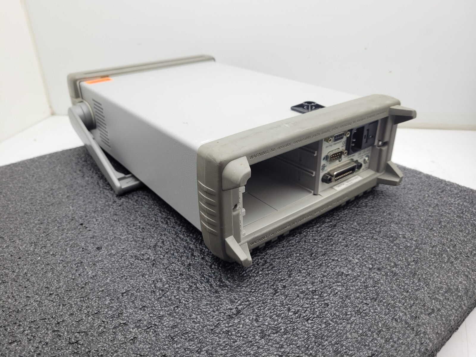 AGILENT 34970A Data Acquisition / Data Logger Switch Unit Passes Self Test