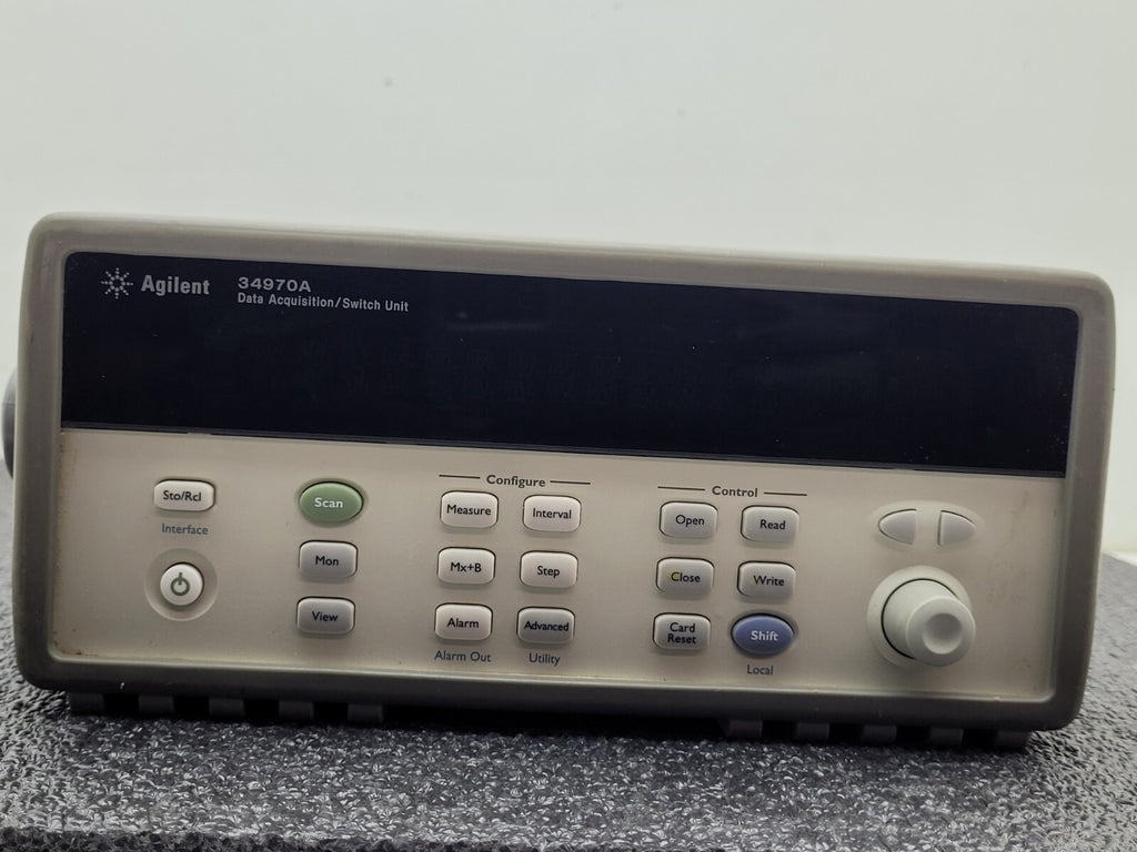 AGILENT 34970A Data Acquisition / Data Logger Switch Unit Passes Self Test