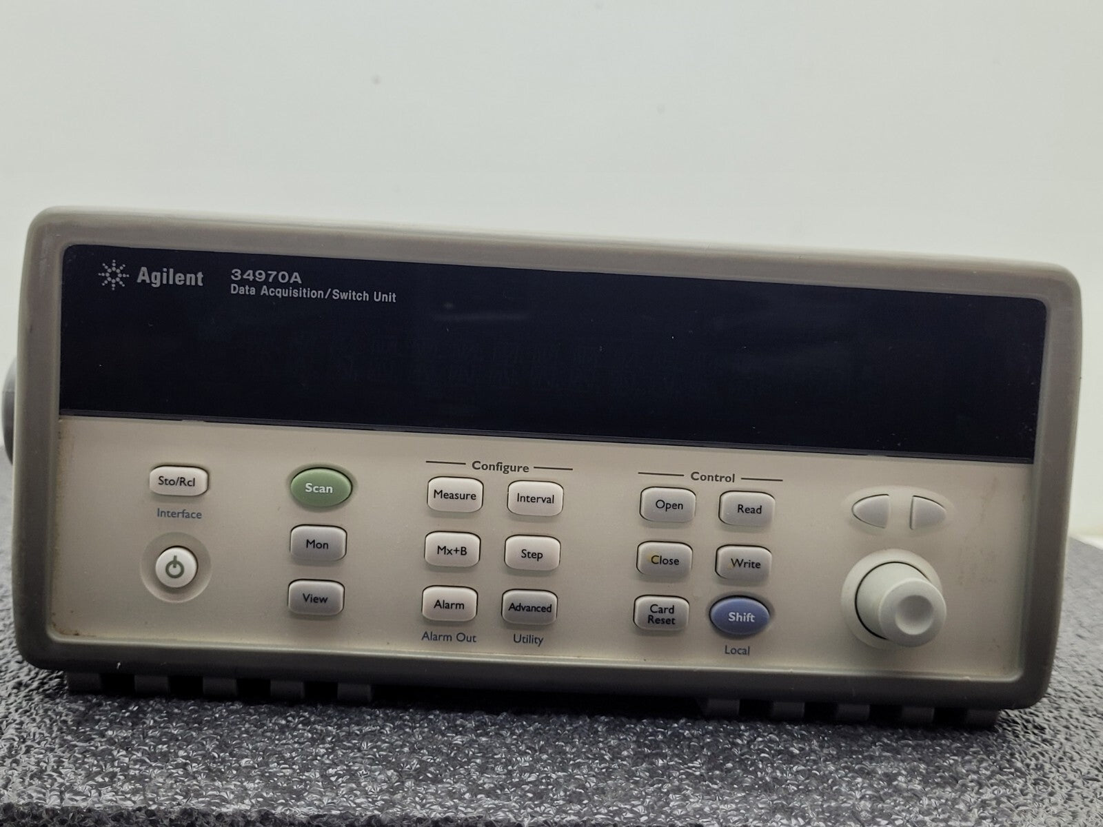 AGILENT 34970A Data Acquisition / Data Logger Switch Unit Passes Self Test