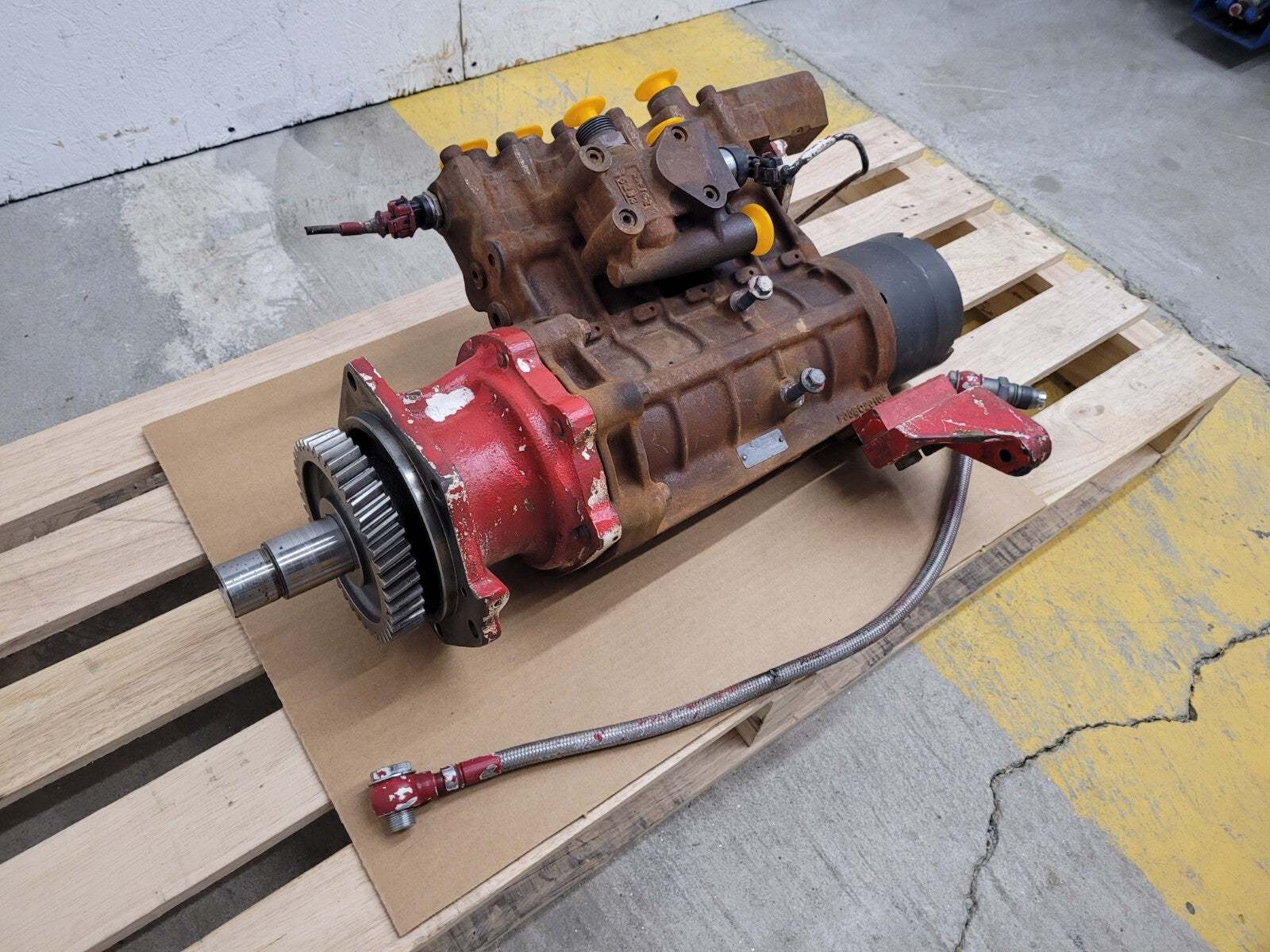 Cummins Bosch QSK50 QSK60 Fuel Injection Pump Assembly 5540246 MCRS F00BC00114