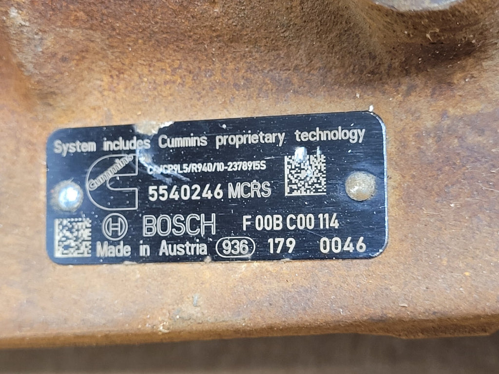 Cummins Bosch QSK50 QSK60 Fuel Injection Pump Assembly 5540246 MCRS F00BC00114