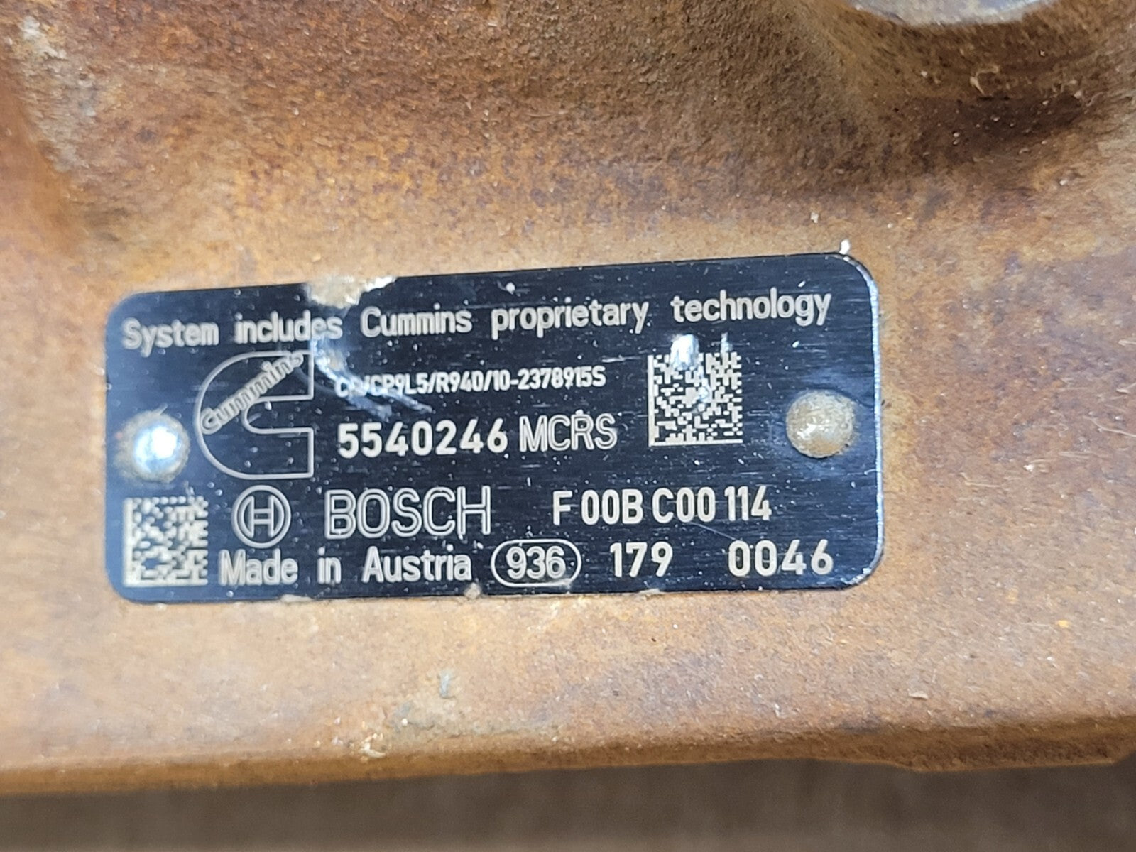 Cummins Bosch QSK50 QSK60 Fuel Injection Pump Assembly 5540246 MCRS F00BC00114