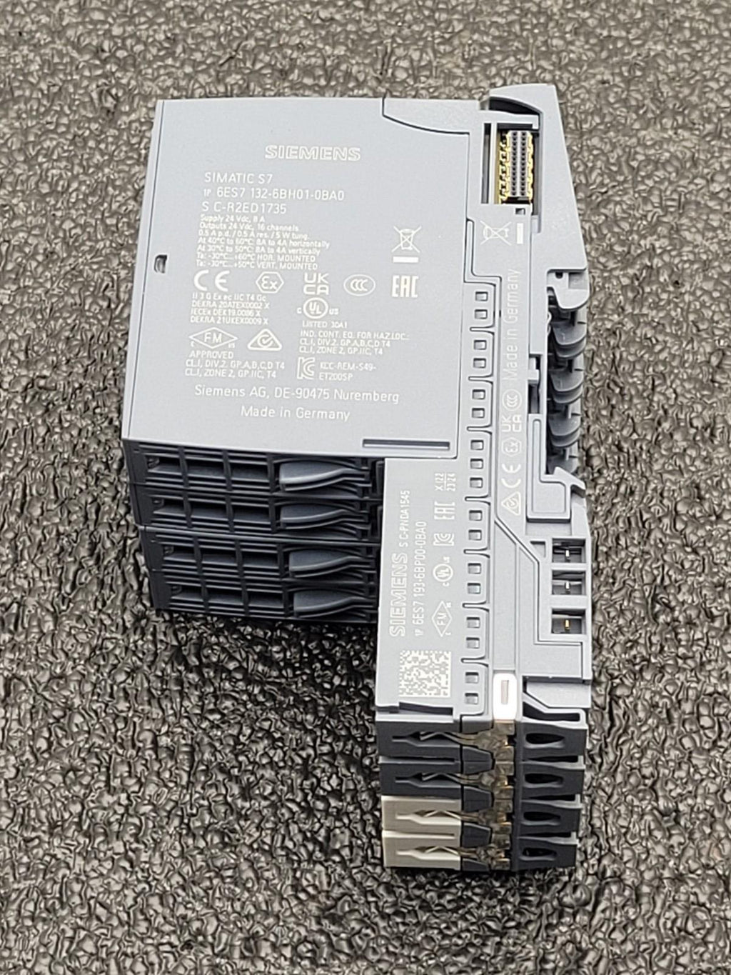 Lot of 4 SIEMENS 2x DQ 6ES7132-6BH01-0BA0 SIMATIC S7 + 2x DI 6ES7131-6BH01-0BA0