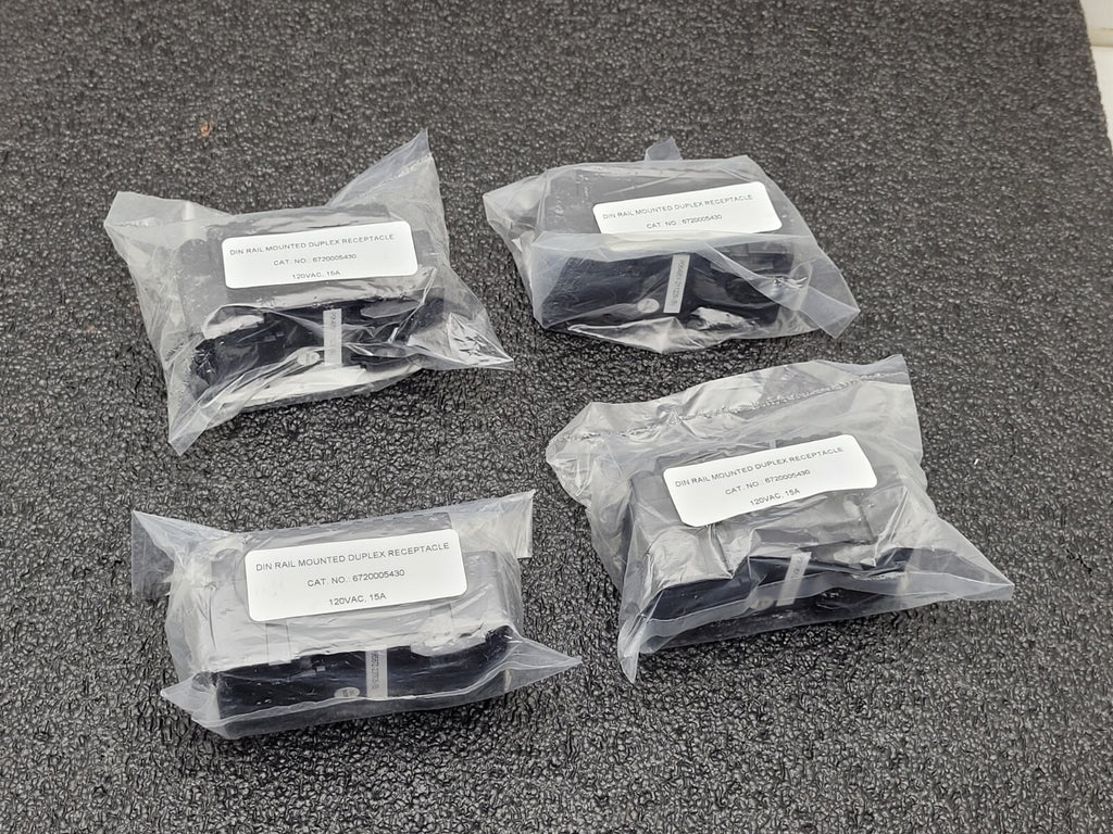 Lot of - 4 Weidmuller DIN-Rail 120VAC Duplex Outlet w/LED, 15A, 42mm Rail Mount