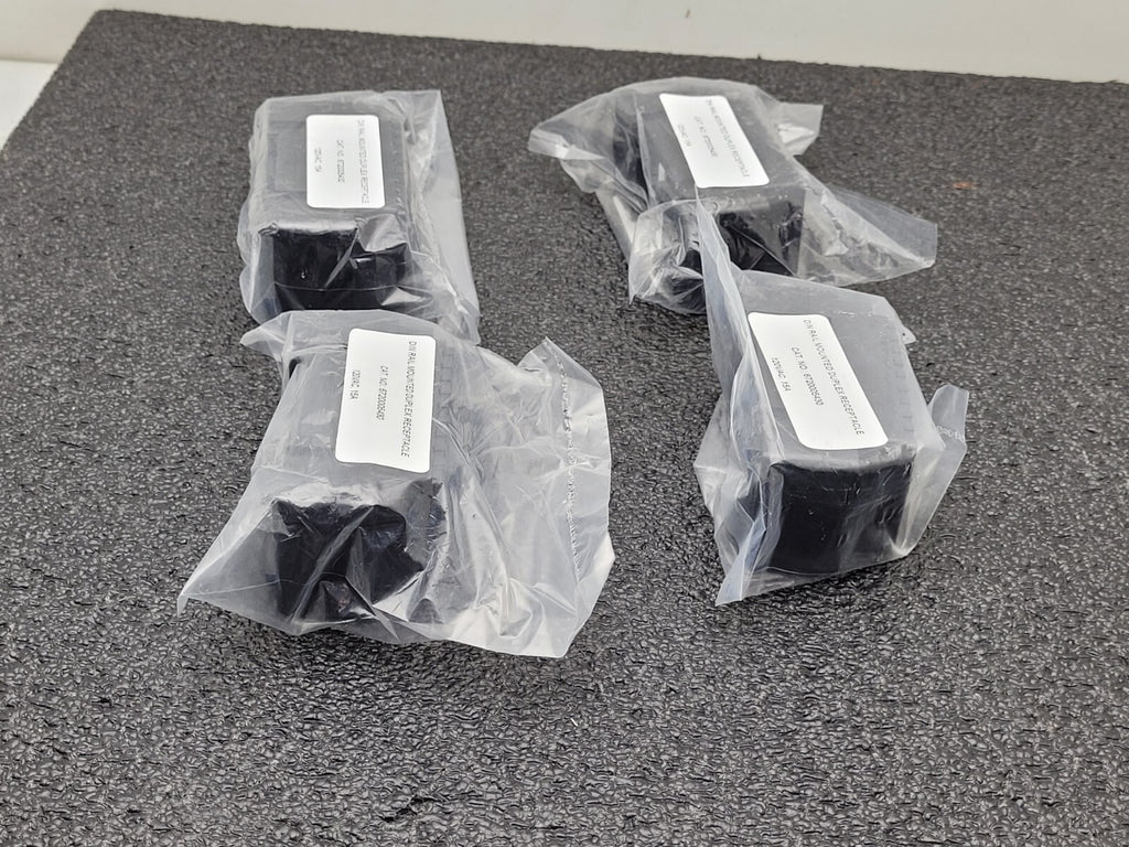 Lot of - 4 Weidmuller DIN-Rail 120VAC Duplex Outlet w/LED, 15A, 42mm Rail Mount