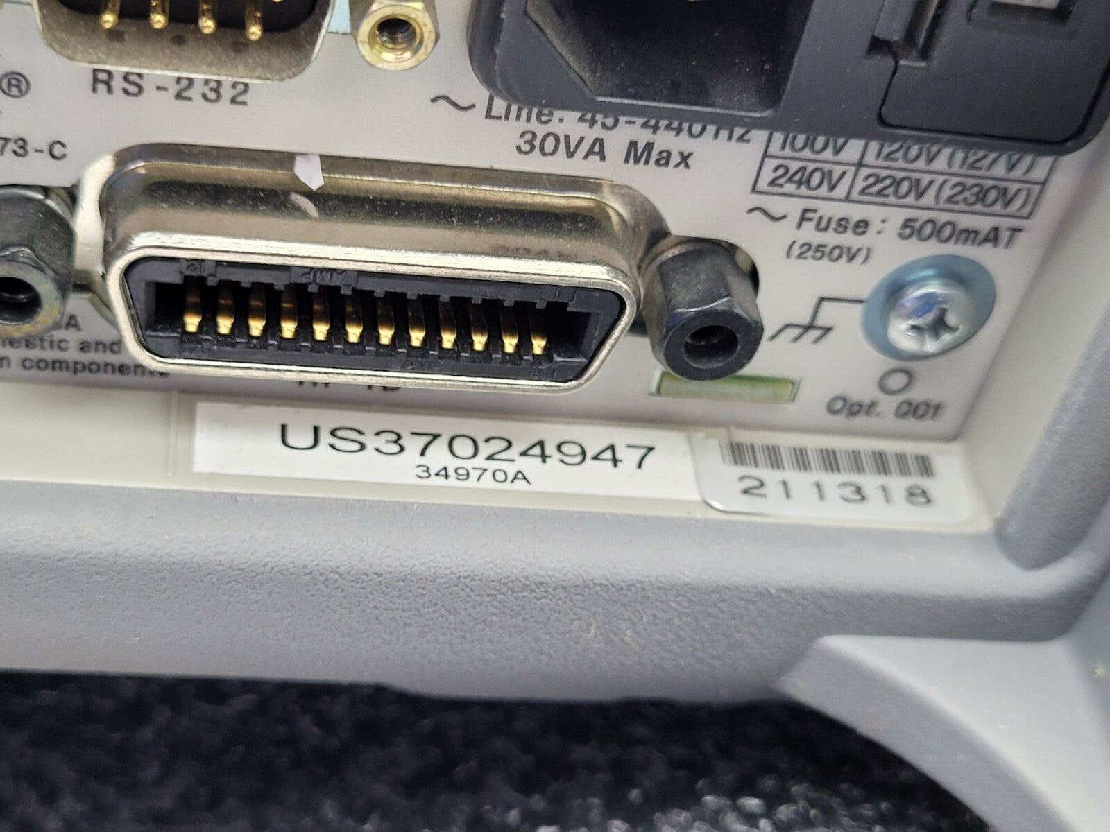 HP 34970A Data Acquisition / Data Logger Switch Unit Passes Self Test Unit B