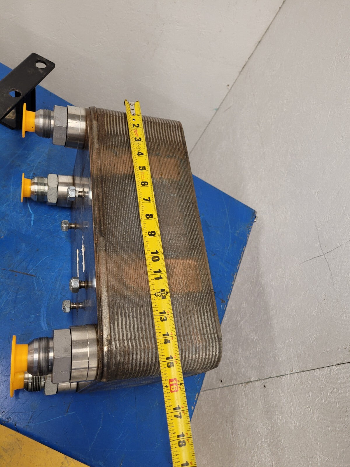 Stainless Steel 30 Plate Heat Exchanger 15"x9"x6" 1.25" Ports w/Mounting Braket