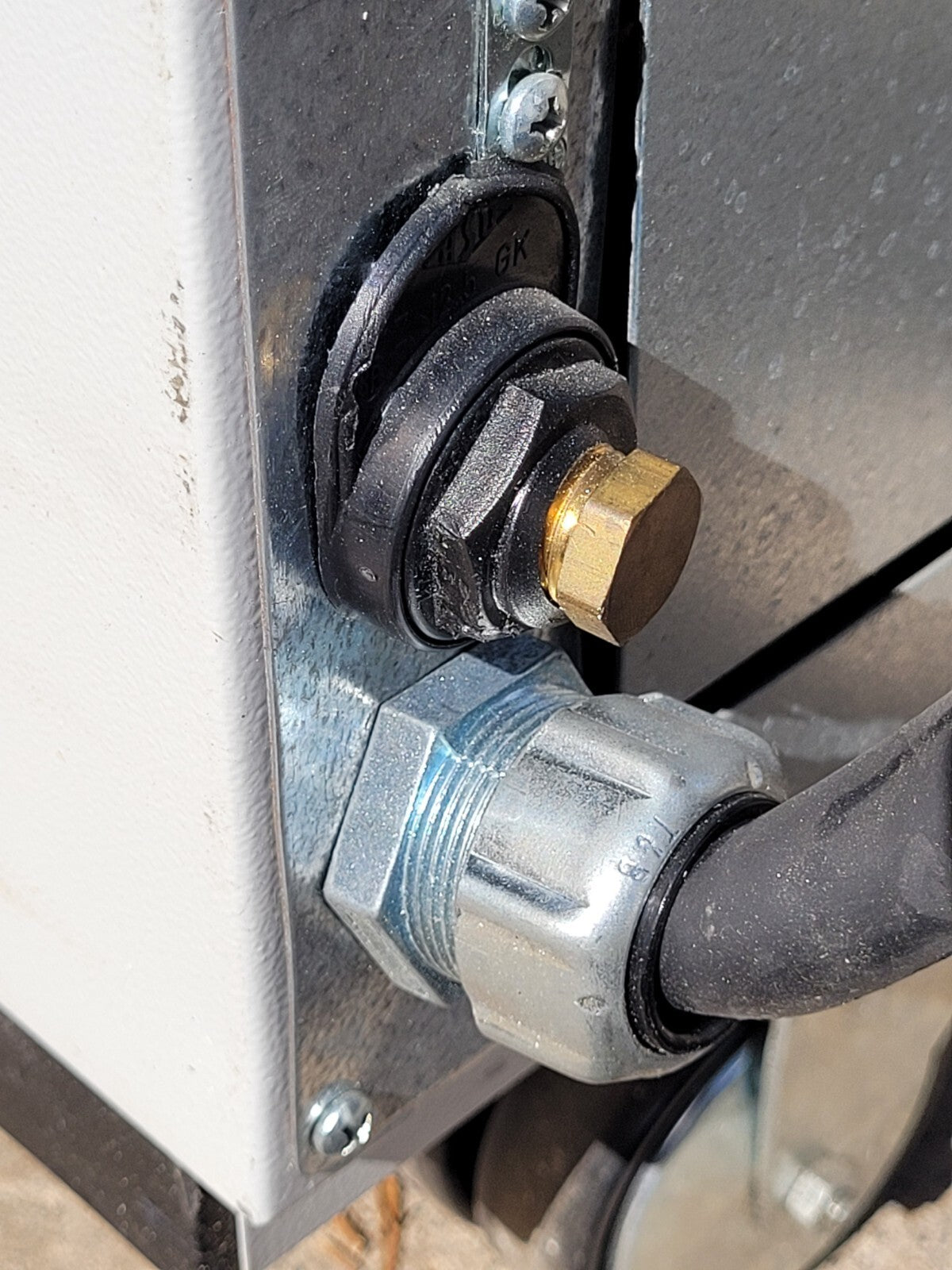 Binder Universal Drying Burn-Off Oven 9110-0070 300°C 208V 3PH 5kW