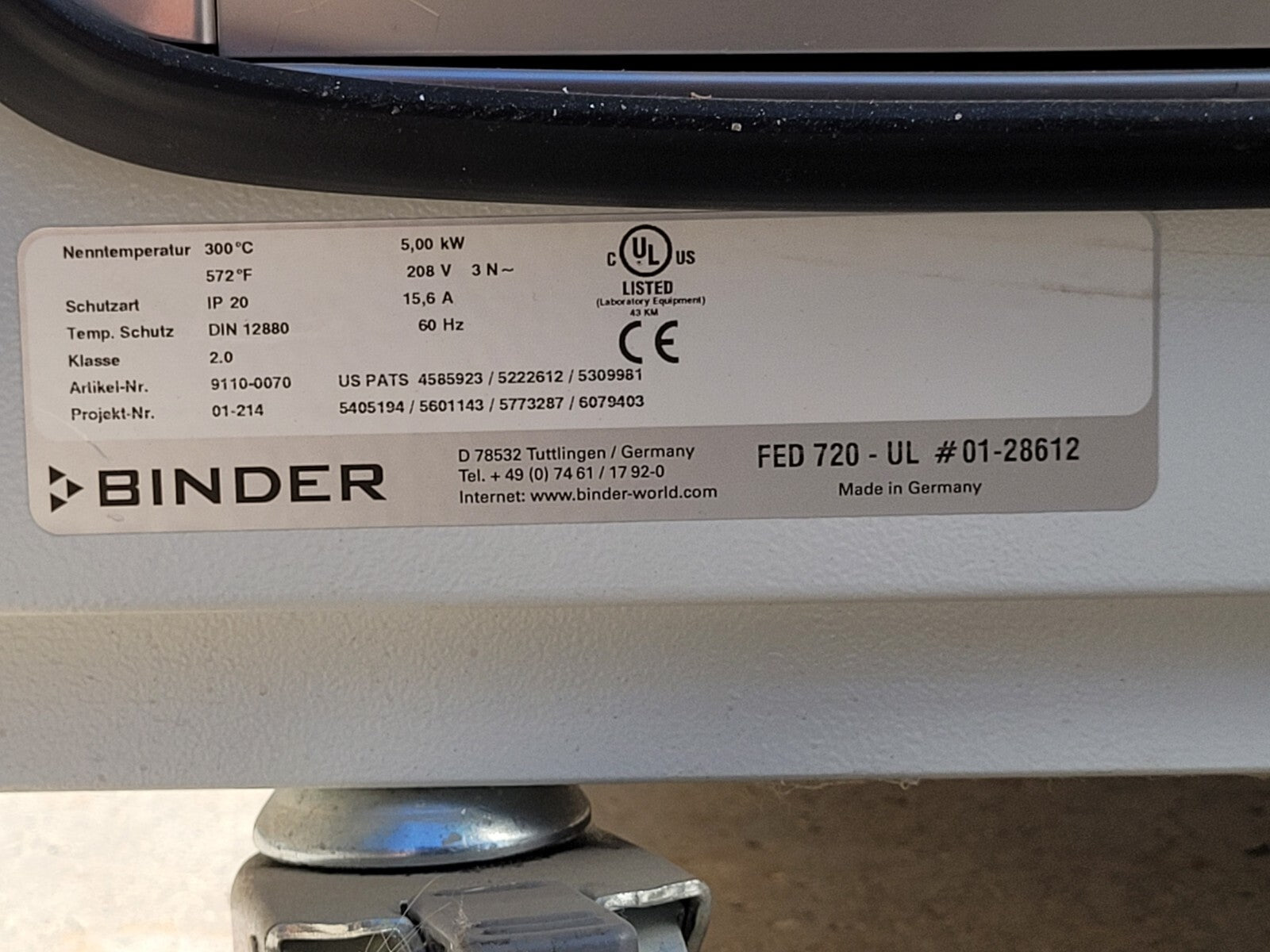 Binder Universal Drying Burn-Off Oven 9110-0070 300°C 208V 3PH 5kW