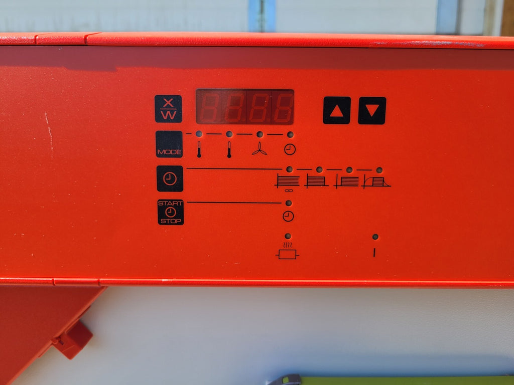 Binder Universal Drying Burn-Off Oven 9110-0070 300°C 208V 3PH 5kW