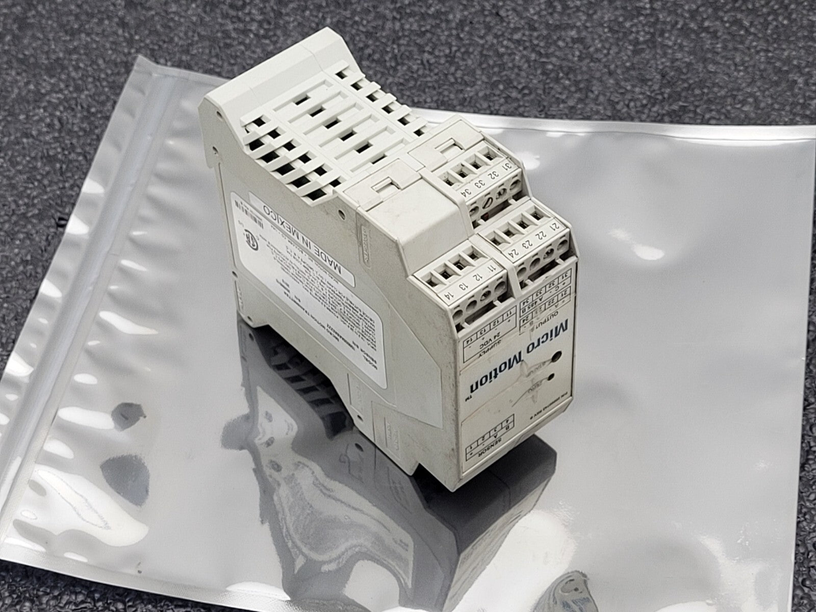 Micro Motion 1500D3AABAEZZZ Variable Flow Transmitter 20000742 Rev AA