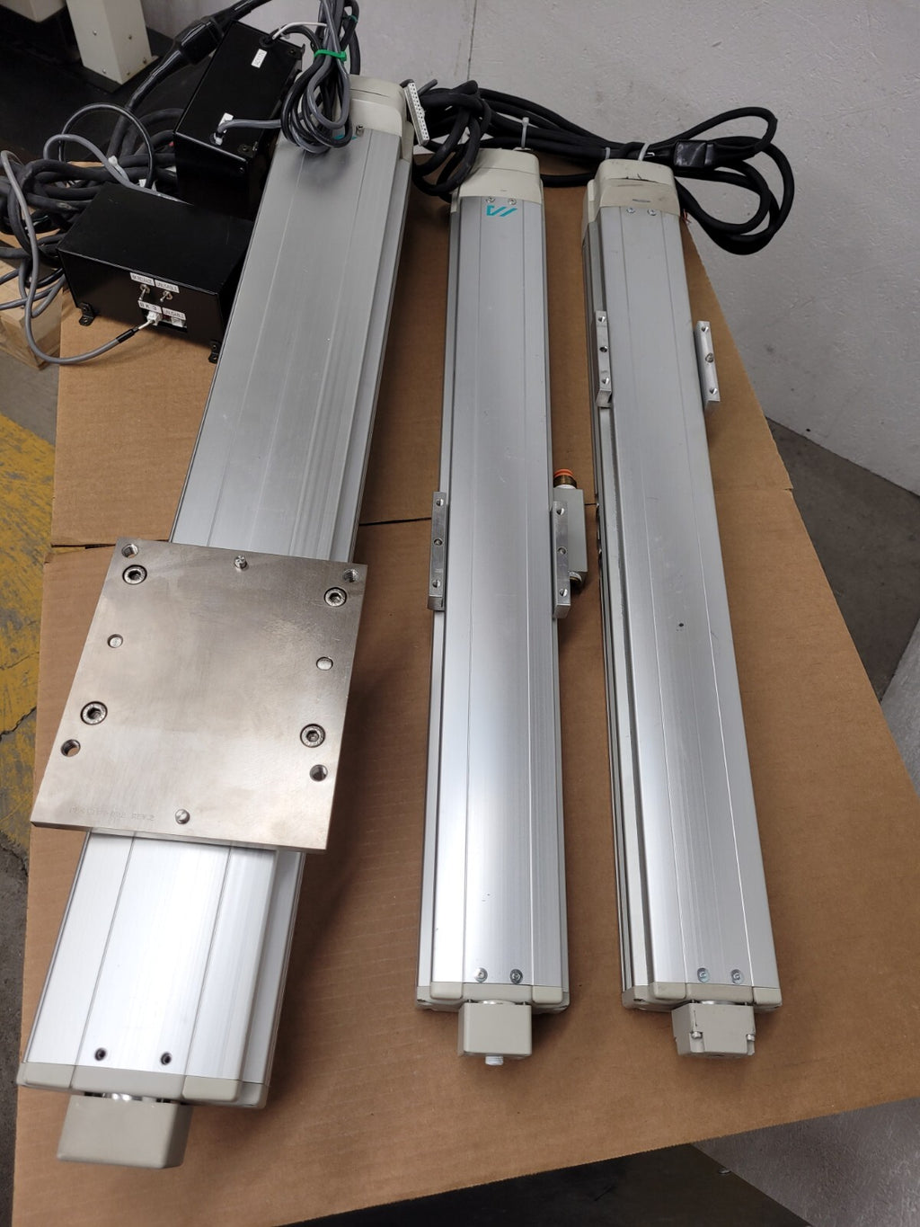 Lot of 3 IAI Linear Actuator Ball Screw Drive  IS-S-X-M-4-60-530-B-CR-M1-G1-SP