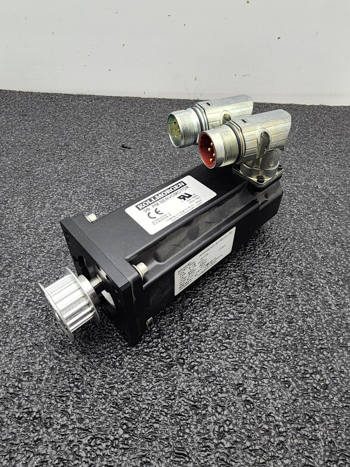 Kollmorgen AKM23D-EFBNC-00 Servo Motor Listing for trebes_gmbh