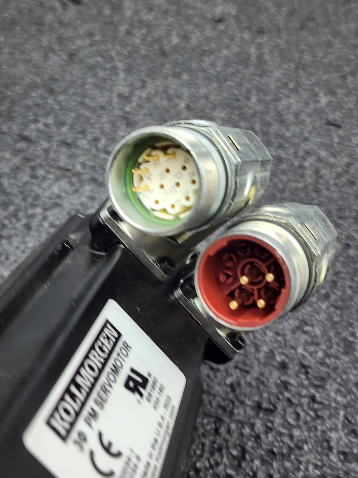 Kollmorgen AKM23D-EFBNC-00 Servo Motor Listing for trebes_gmbh