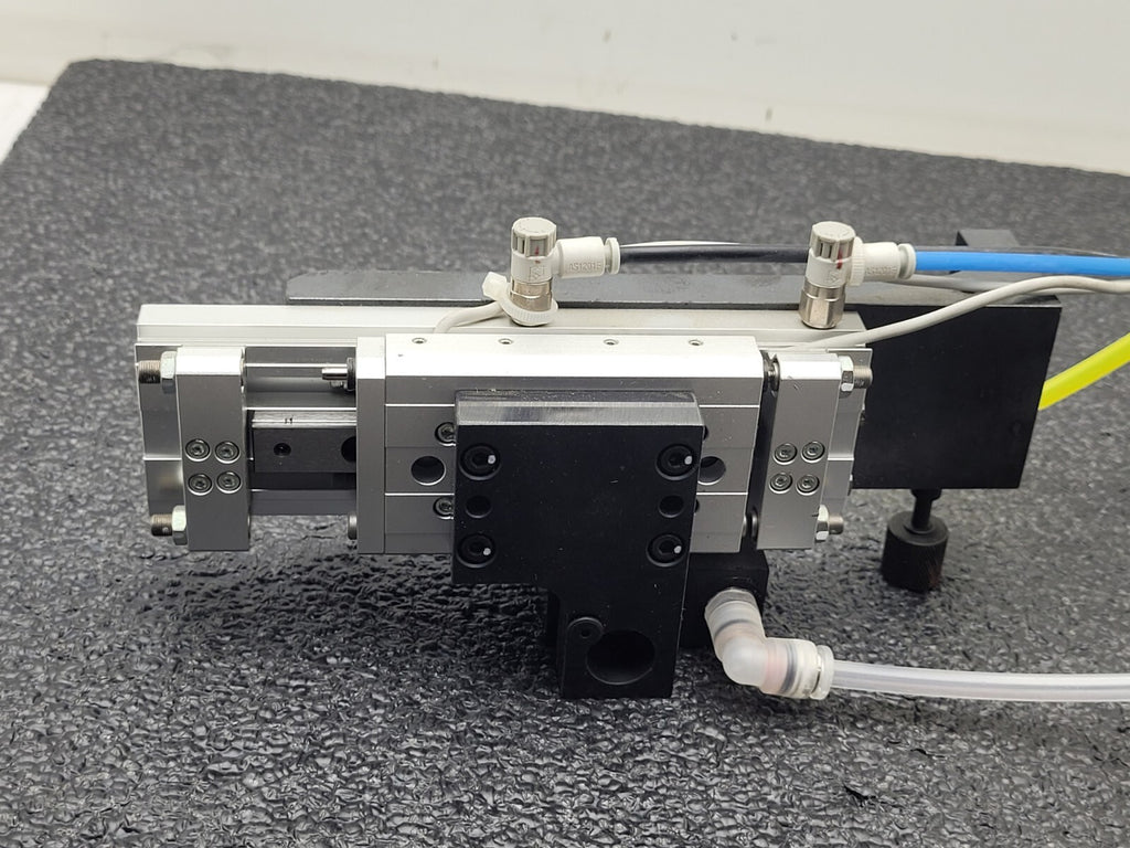 Lot of - 2  SMC MXW8-25B Linear Slide Guide Cylinder