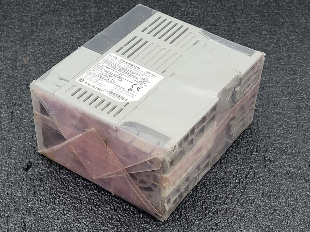 Allen Bradley AB 22A-B4P5N104 Power Flex 4 240V 3P 1HP AC Drive New No Box