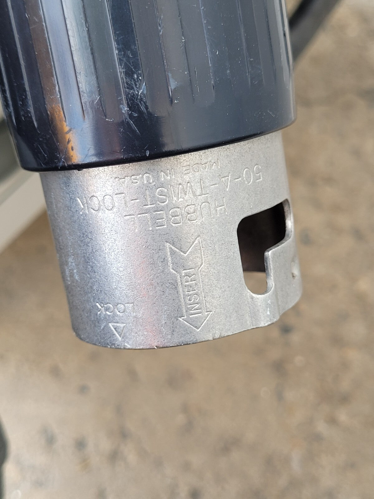 Chroma 6560 Programmable AC Power Supply 6000VA 1PH Output 0-150V 0-300V 0-500V