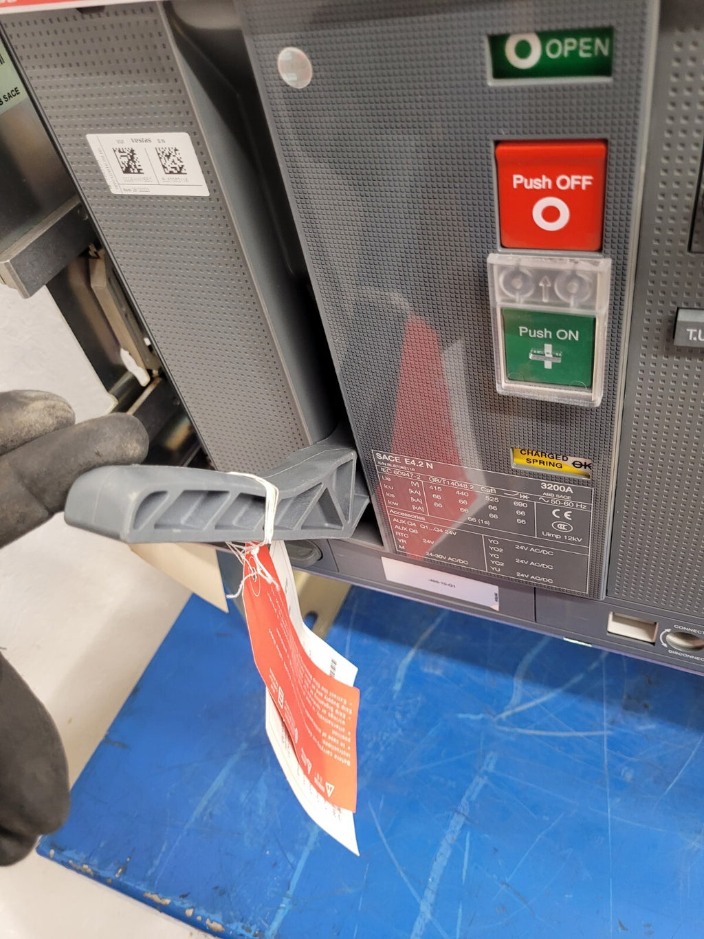 ABB ACB SACE Emax 2 E4.2N 3200A 3POLE Circuit Breaker Ekip Touch LSIG [1B]