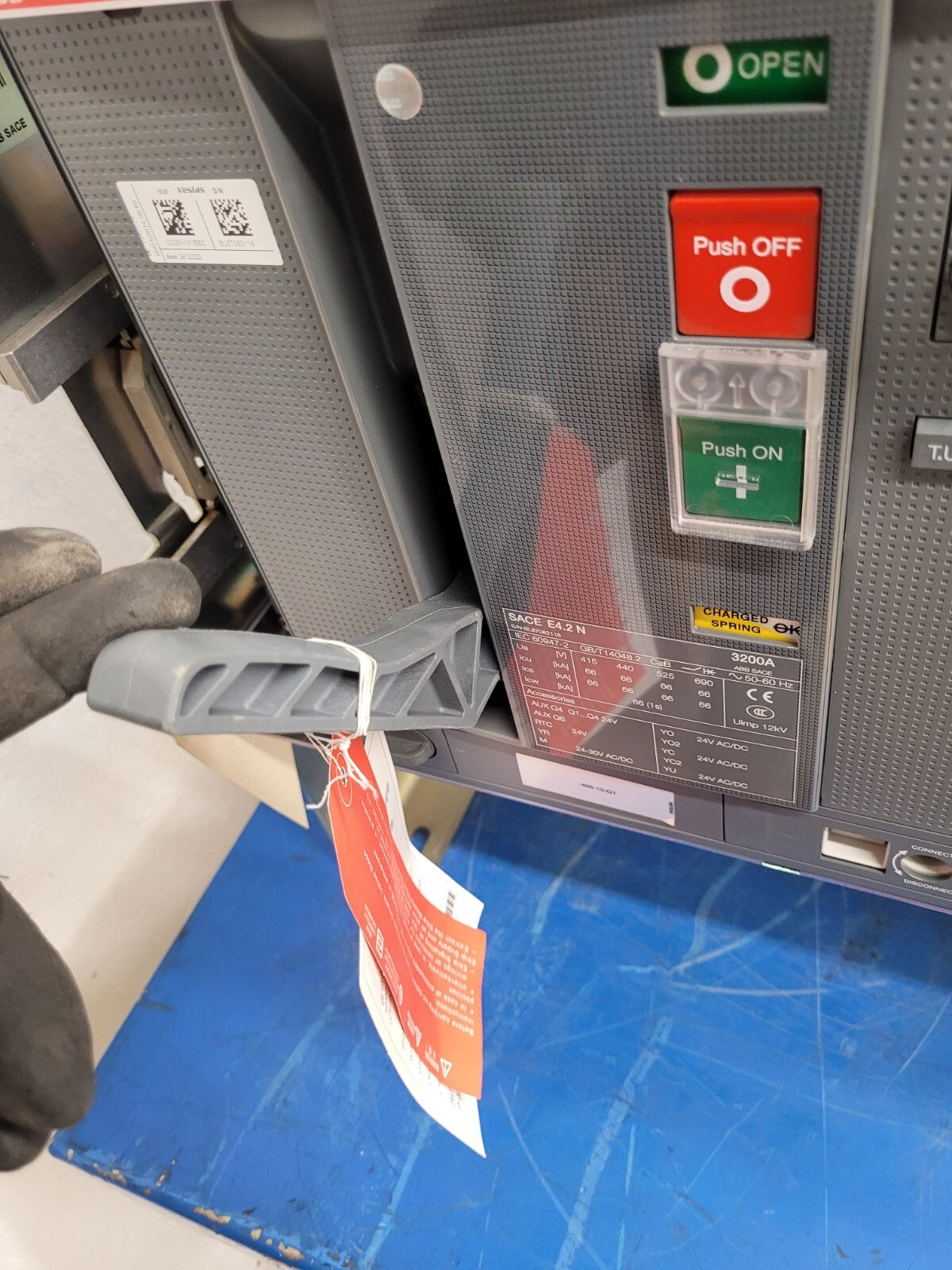 ABB ACB SACE Emax 2 E4.2N 3200A 3POLE Circuit Breaker Ekip Touch LSIG [1B]