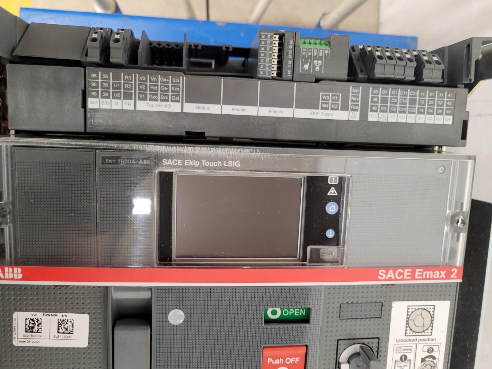 ABB SACE Emax 2.2N  1600A Ekip Touch LSIG E2.2N 3 Pole Circuit Breaker [2A]