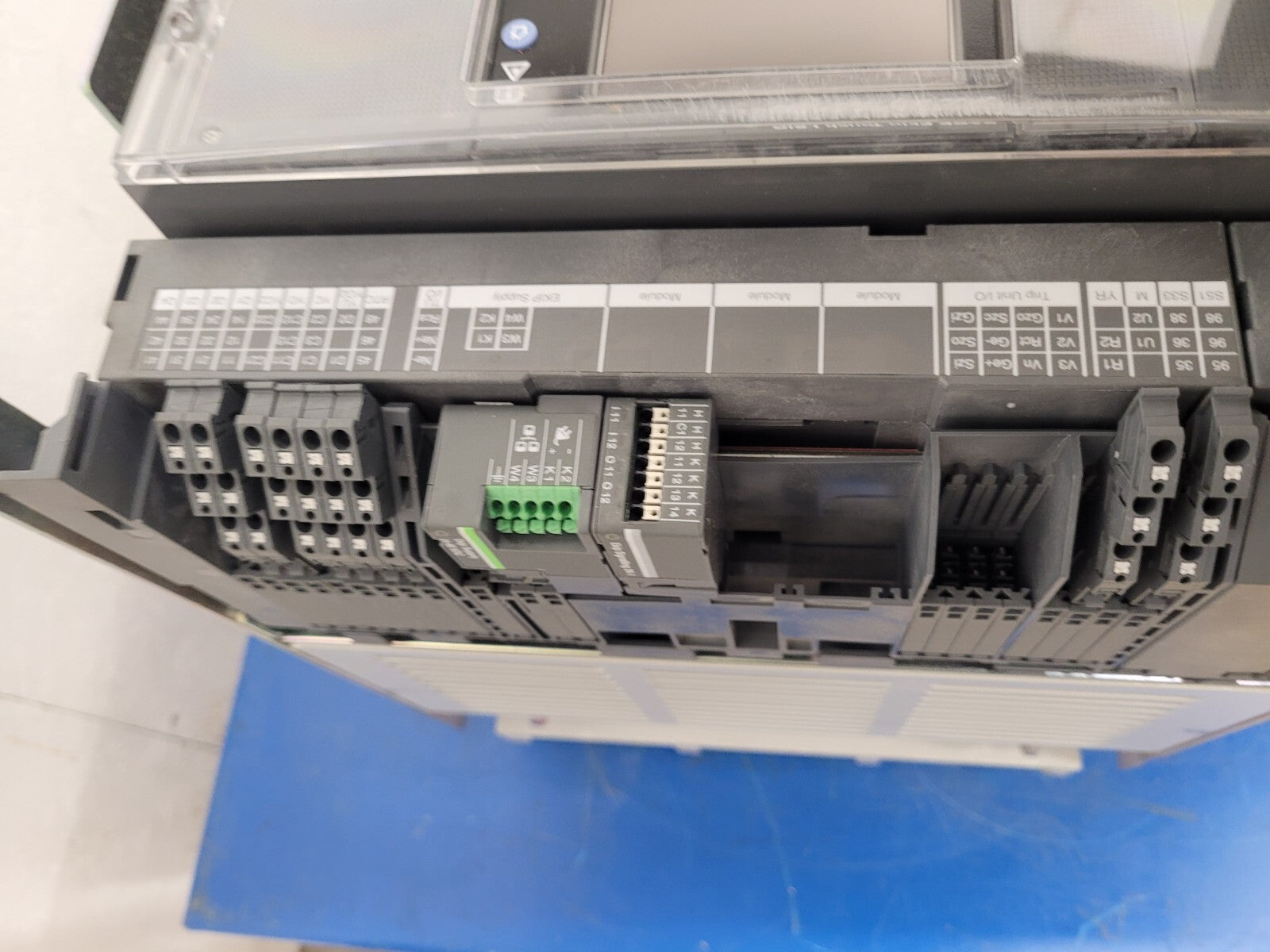 ABB SACE Emax 2.2N  1600A Ekip Touch LSIG E2.2N 3 Pole Circuit Breaker [2A]