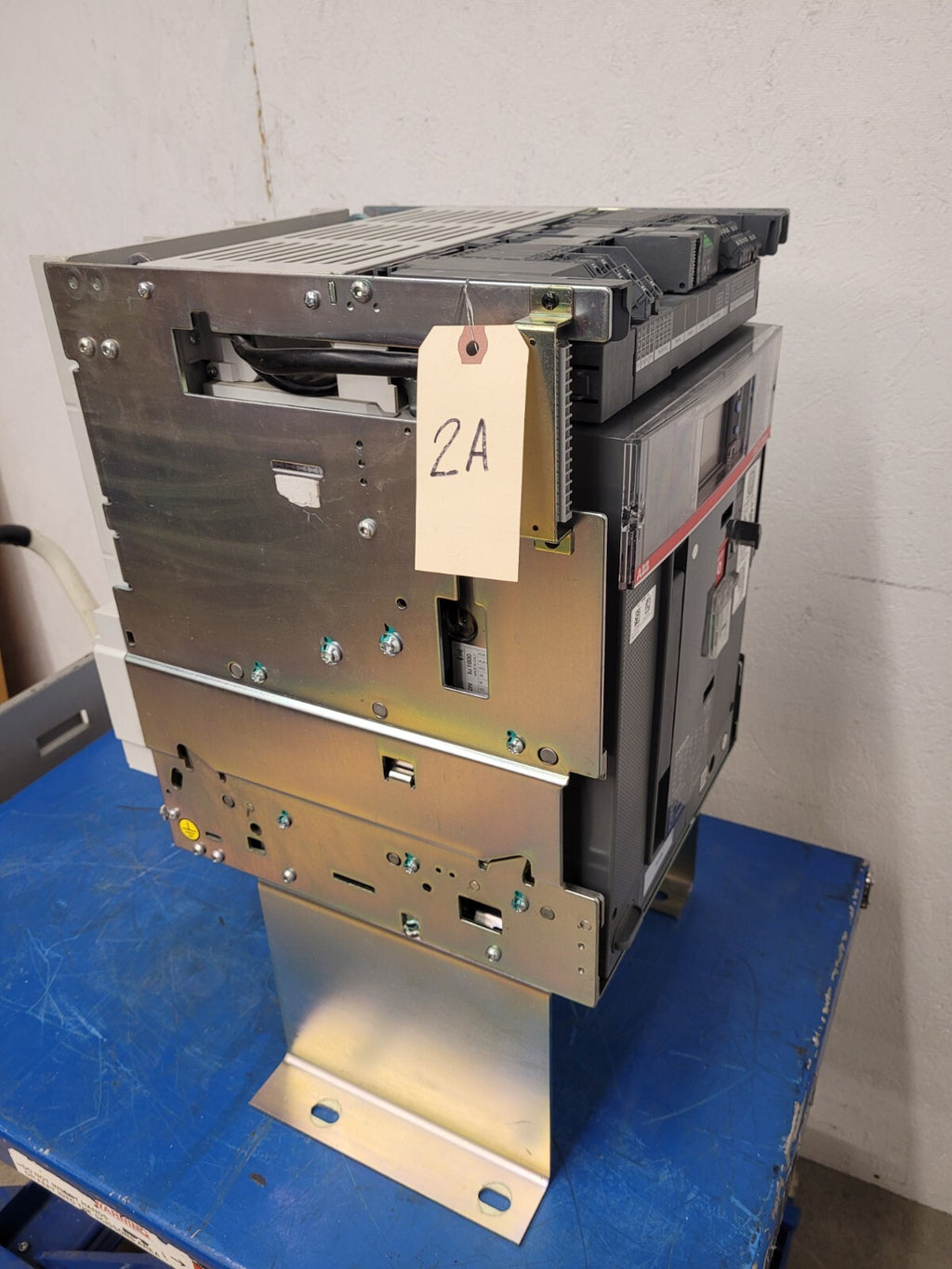ABB SACE Emax 2.2N  1600A Ekip Touch LSIG E2.2N 3 Pole Circuit Breaker [2A]