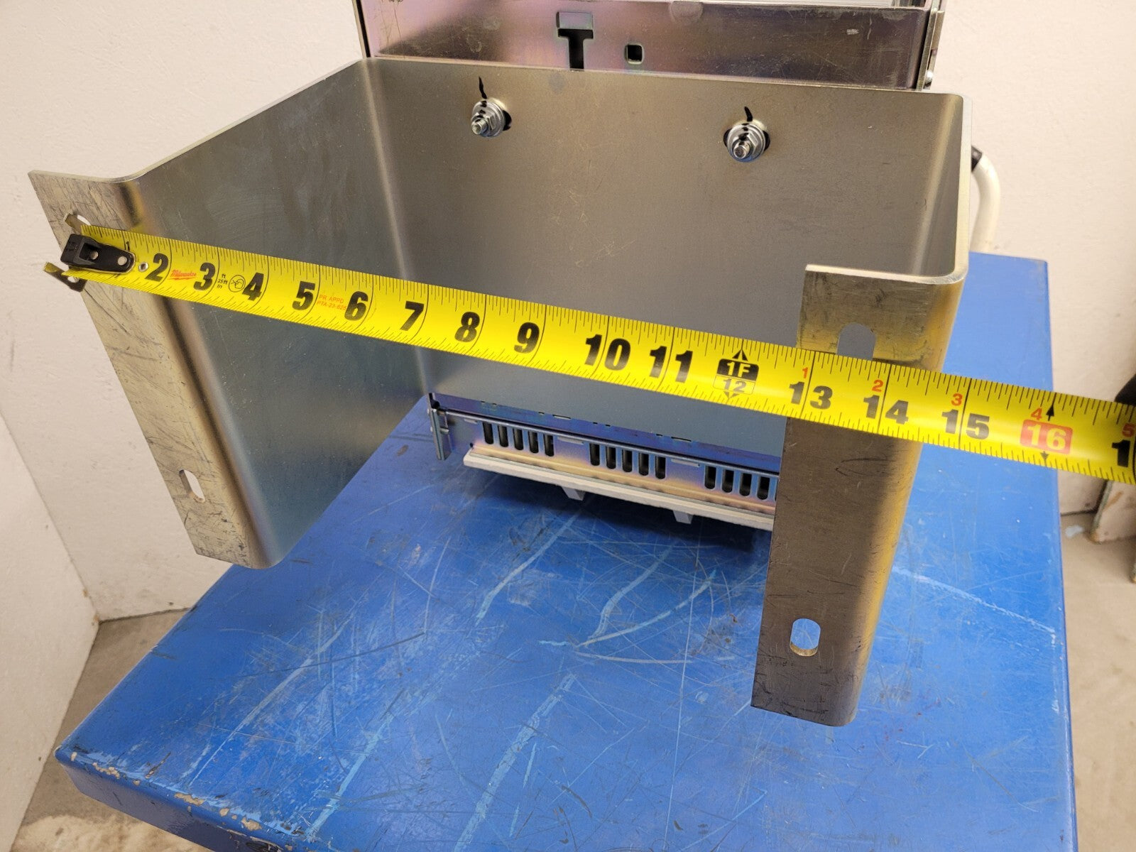 ABB SACE Emax 2.2N  1600A Ekip Touch LSIG E2.2N 3 Pole Circuit Breaker [2B]